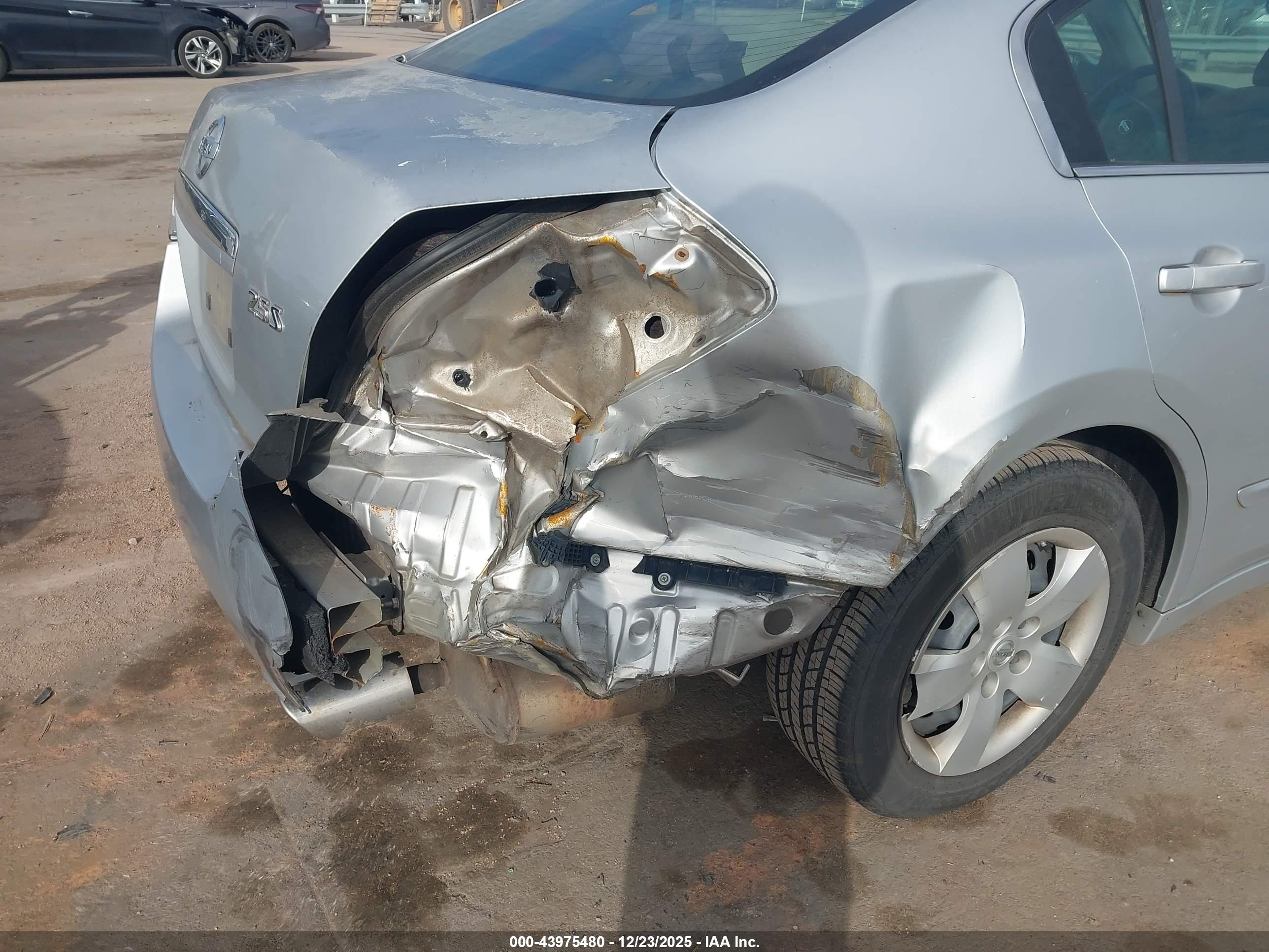 NISSAN ALTIMA image 6