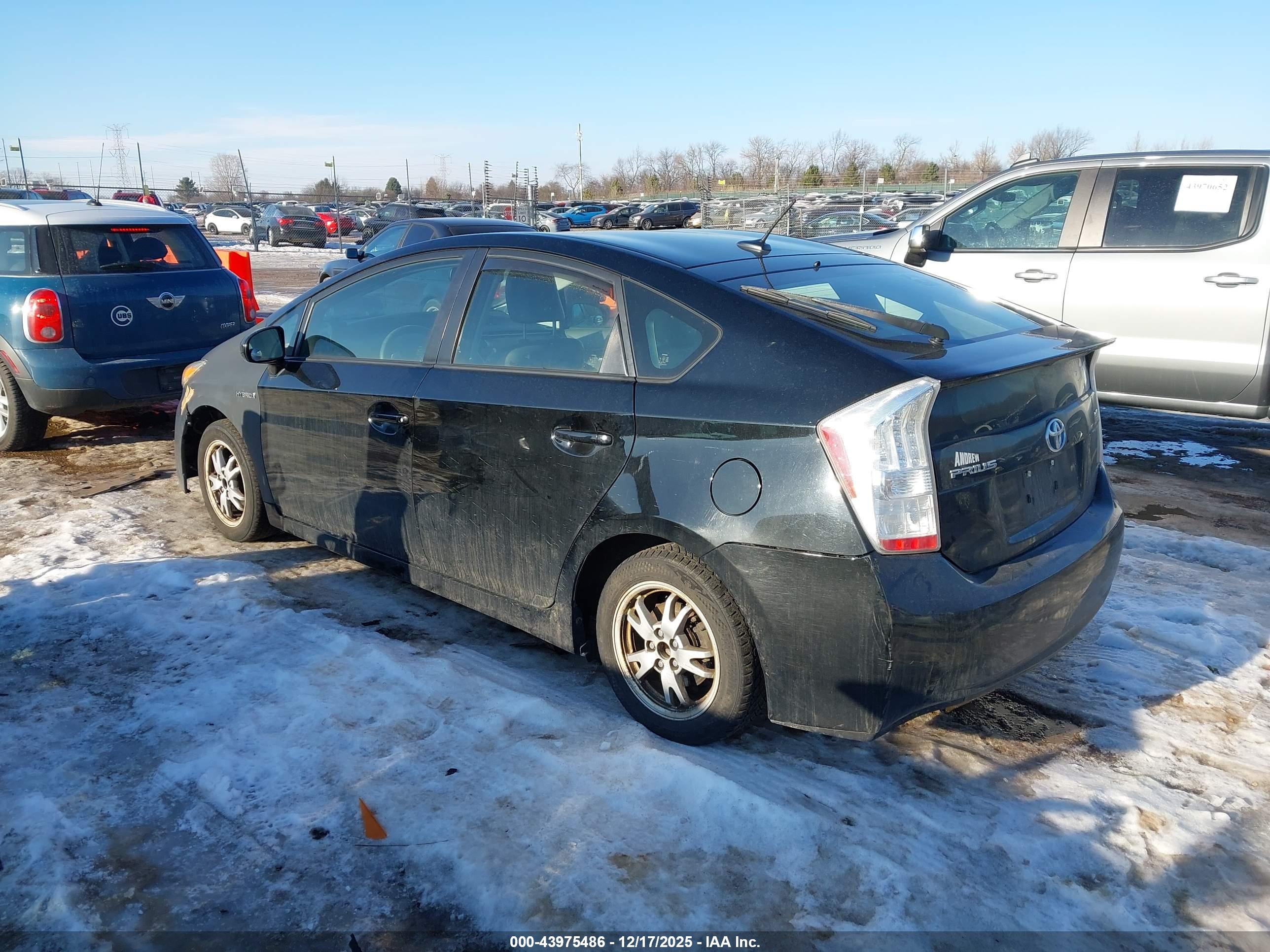 TOYOTA PRIUS image 3