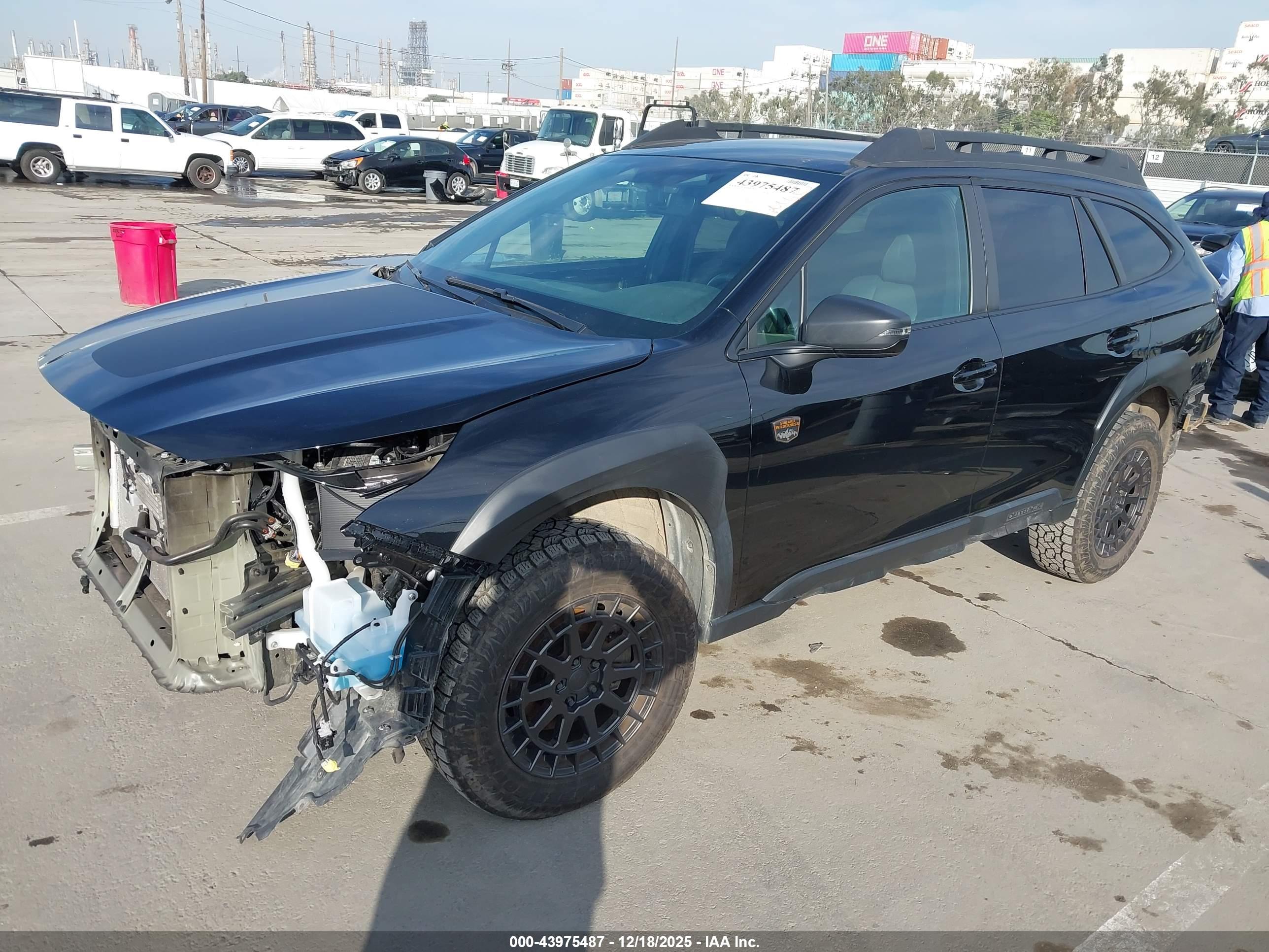 SUBARU OUTBACK image 2