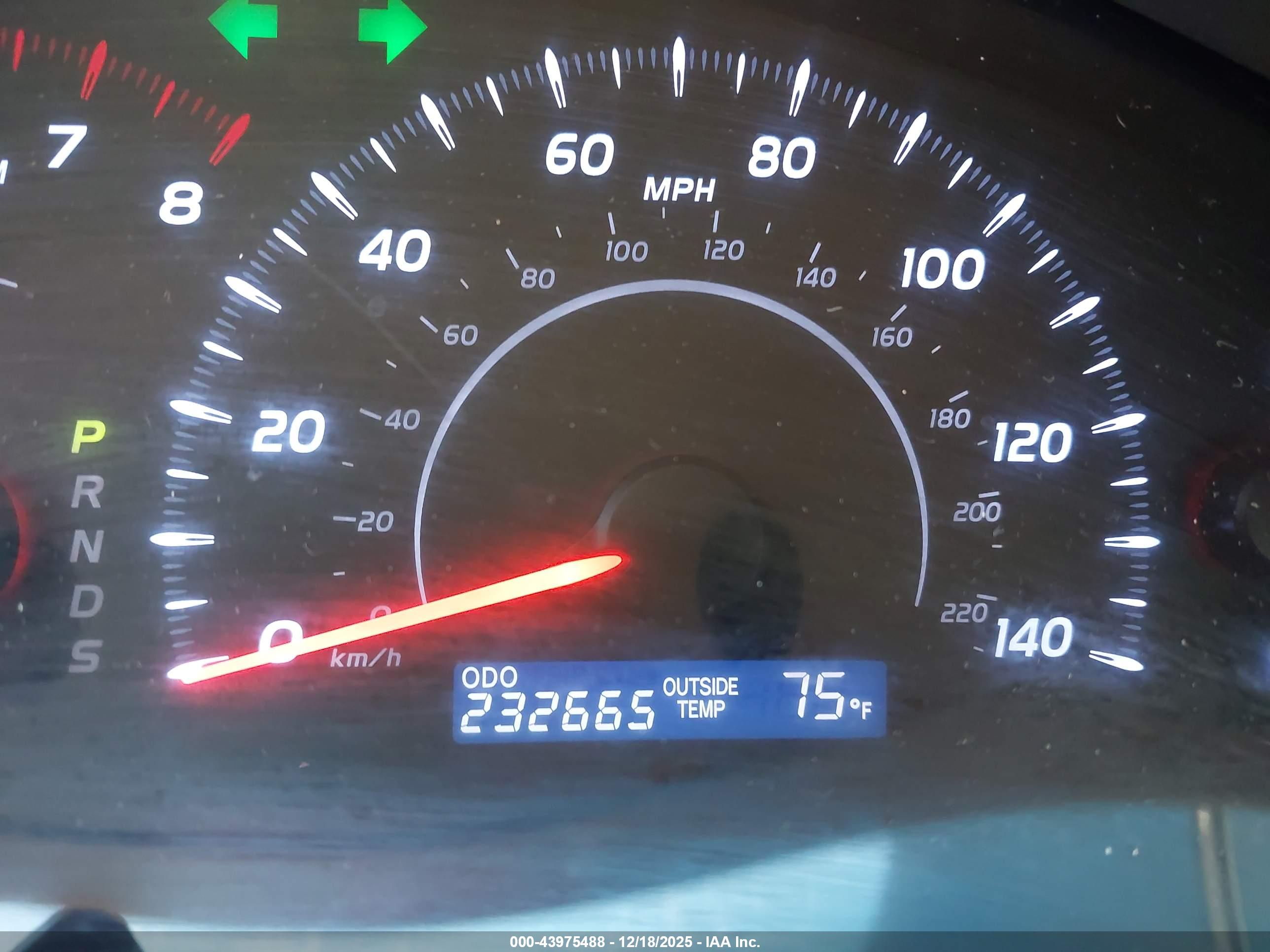 TOYOTA CAMRY image 7