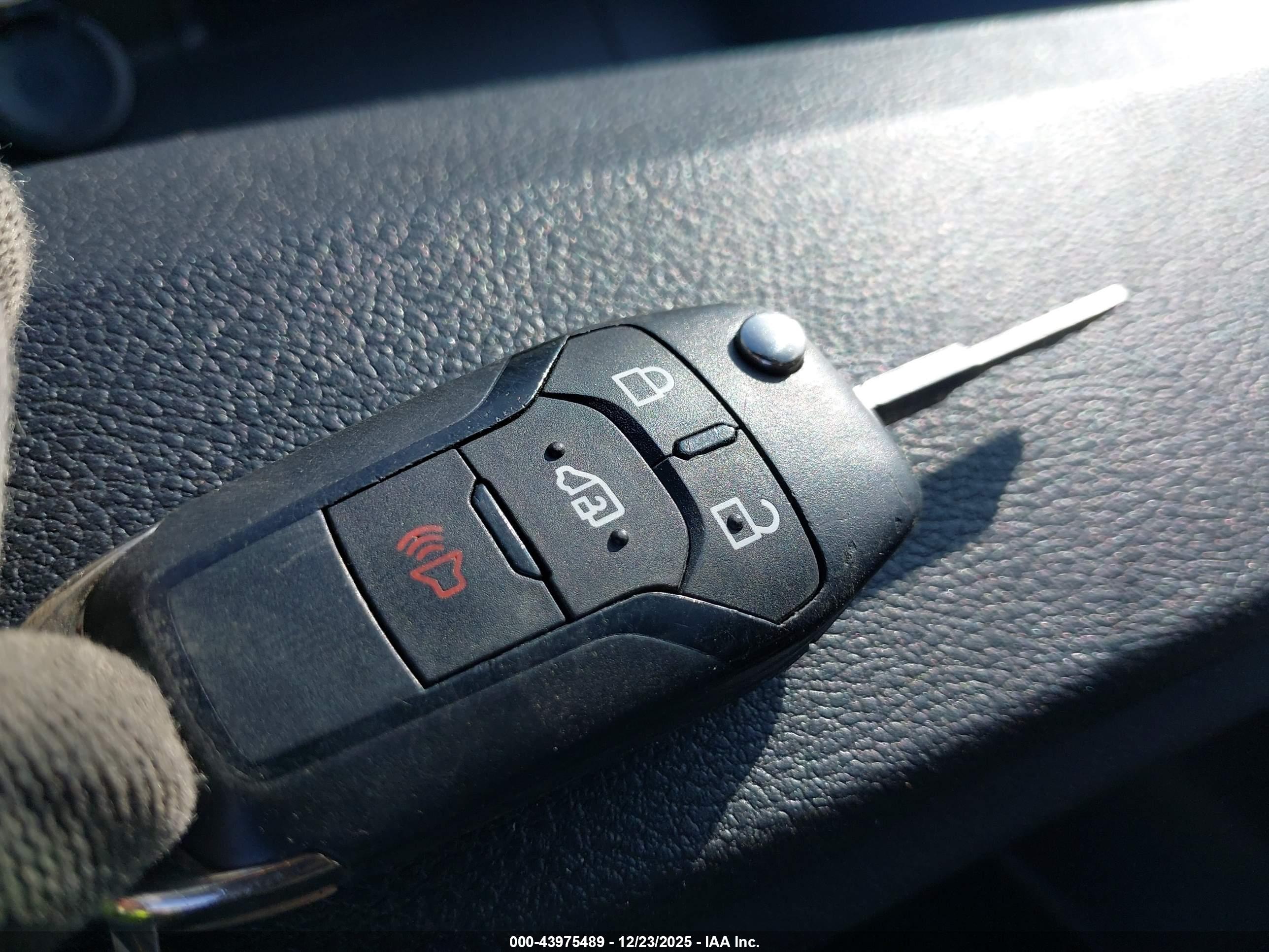 FORD TRANSIT image 11
