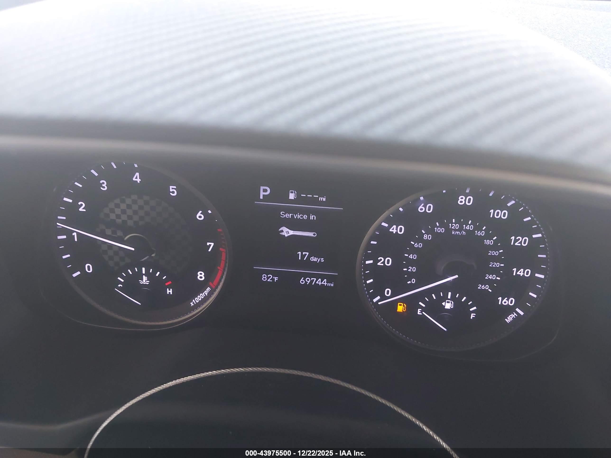 HYUNDAI ELANTRA image 7