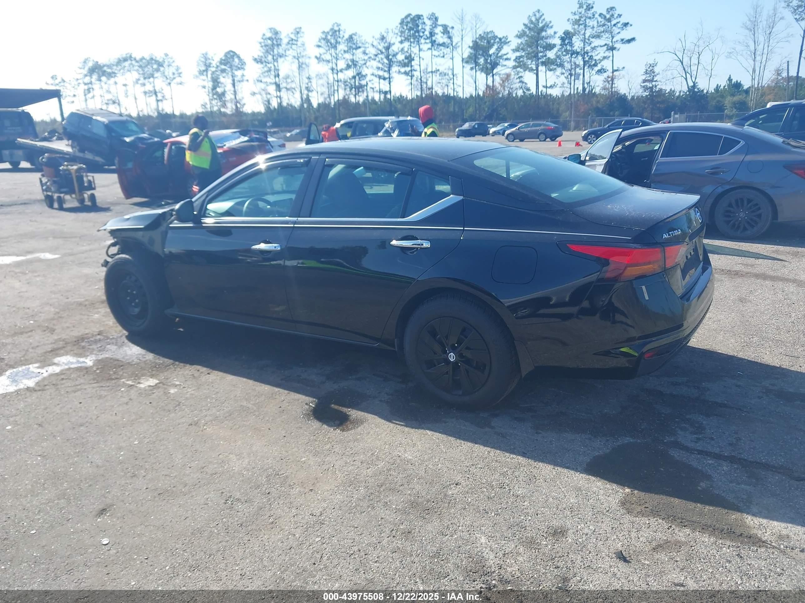 NISSAN ALTIMA image 3