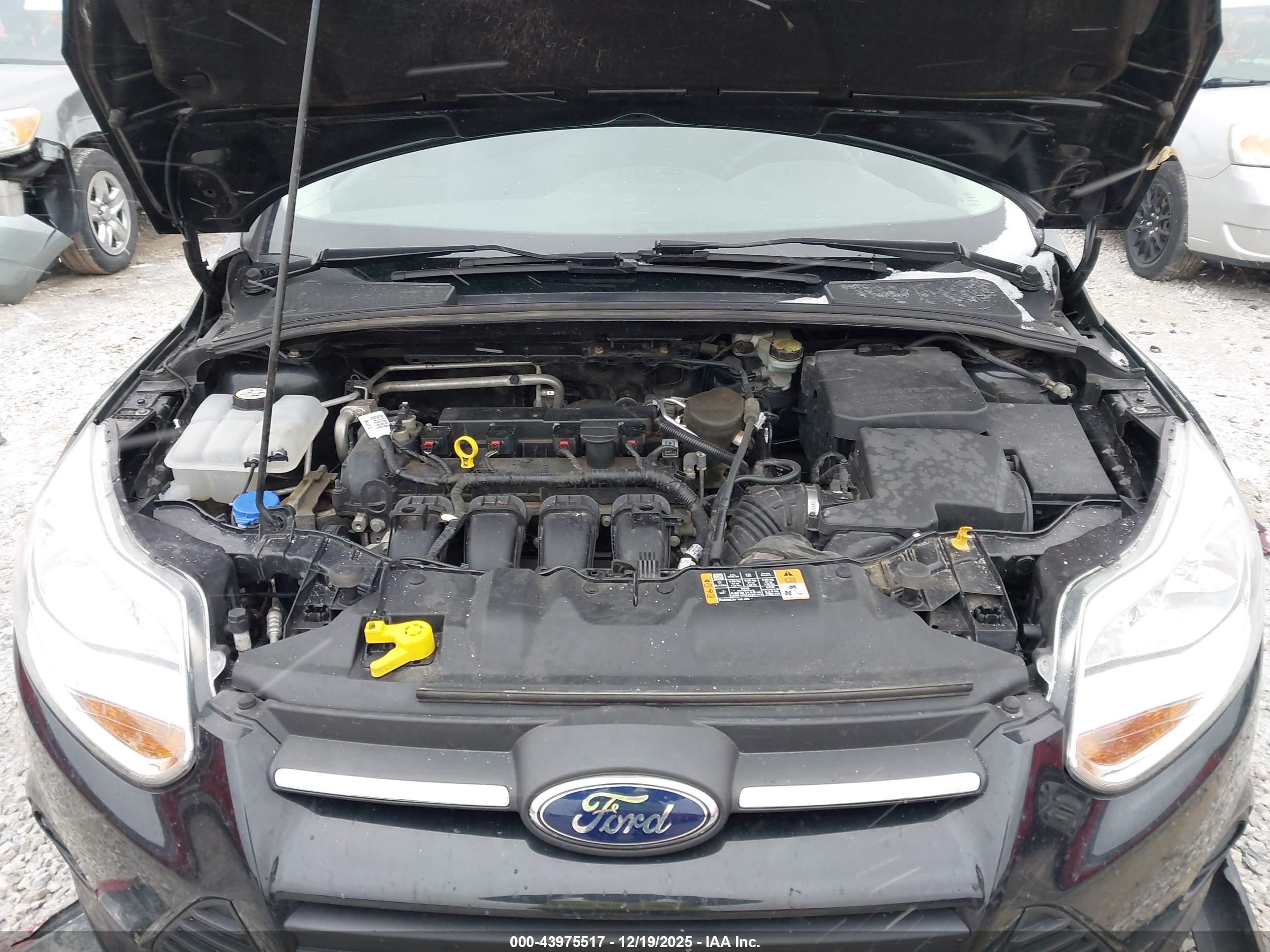 FORD FOCUS image 10