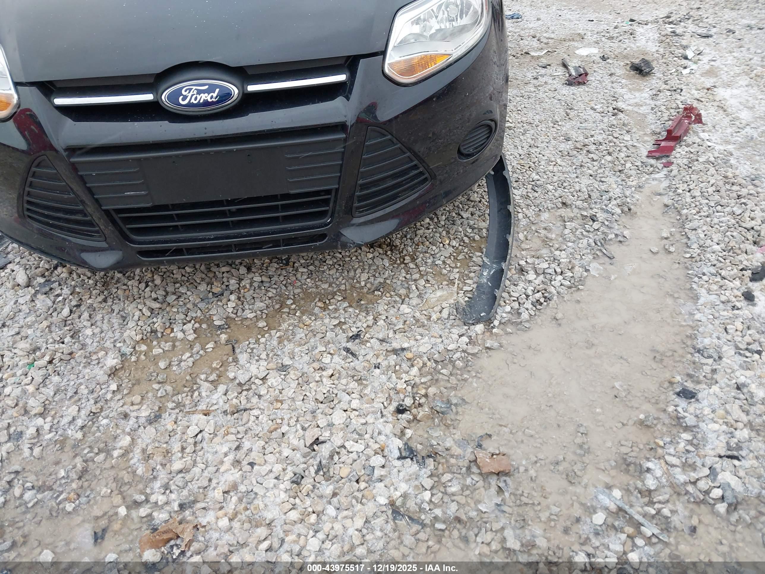 FORD FOCUS image 6
