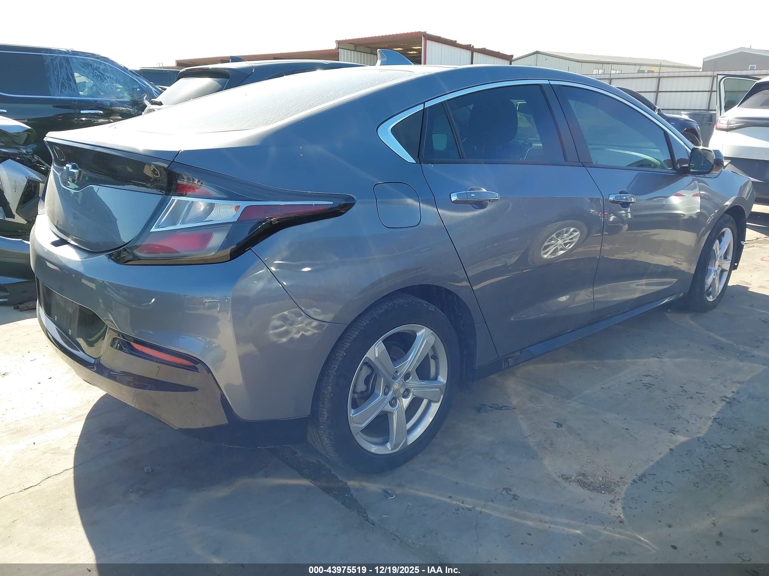 CHEVROLET VOLT image 4