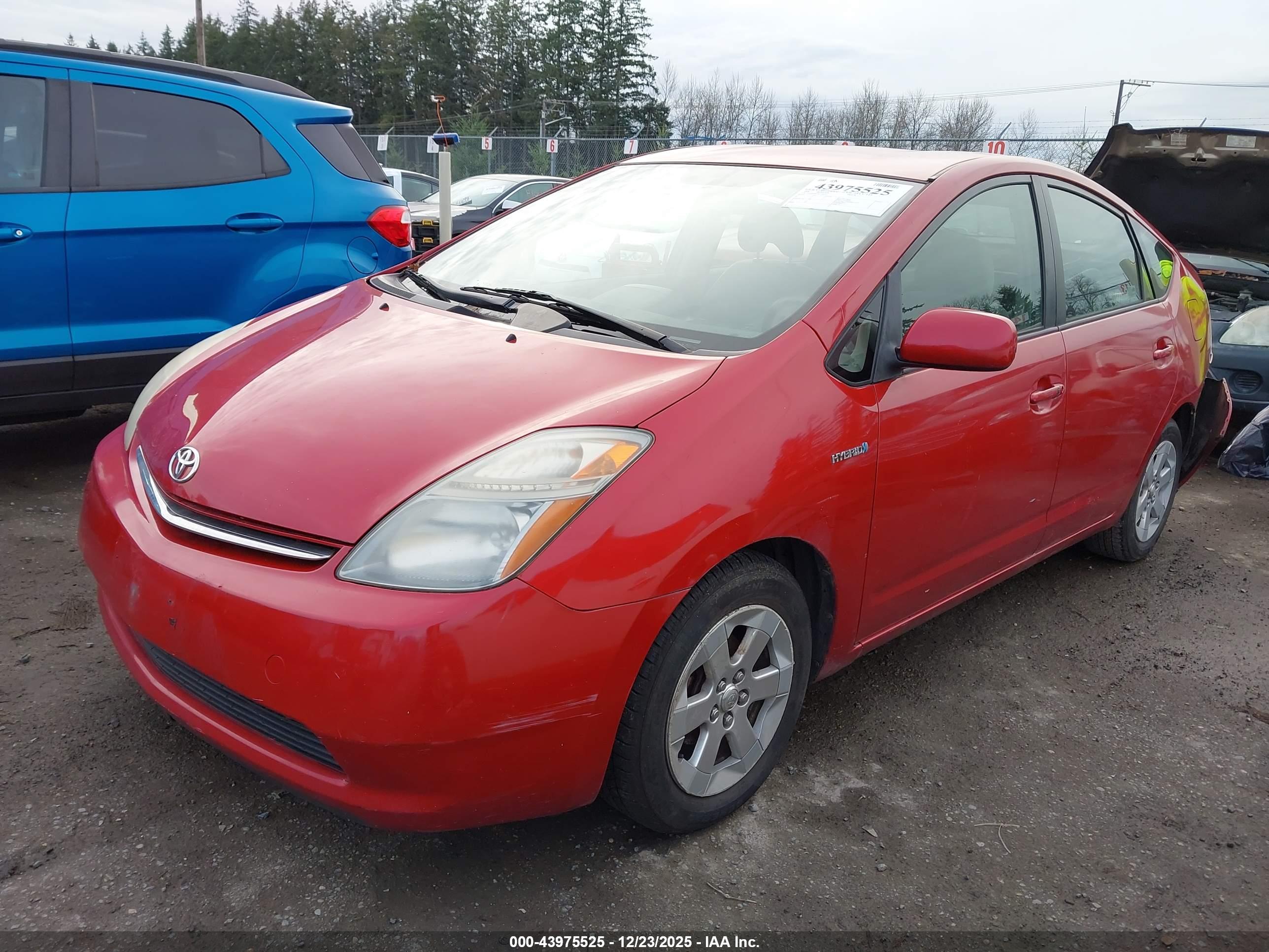 TOYOTA PRIUS image 2