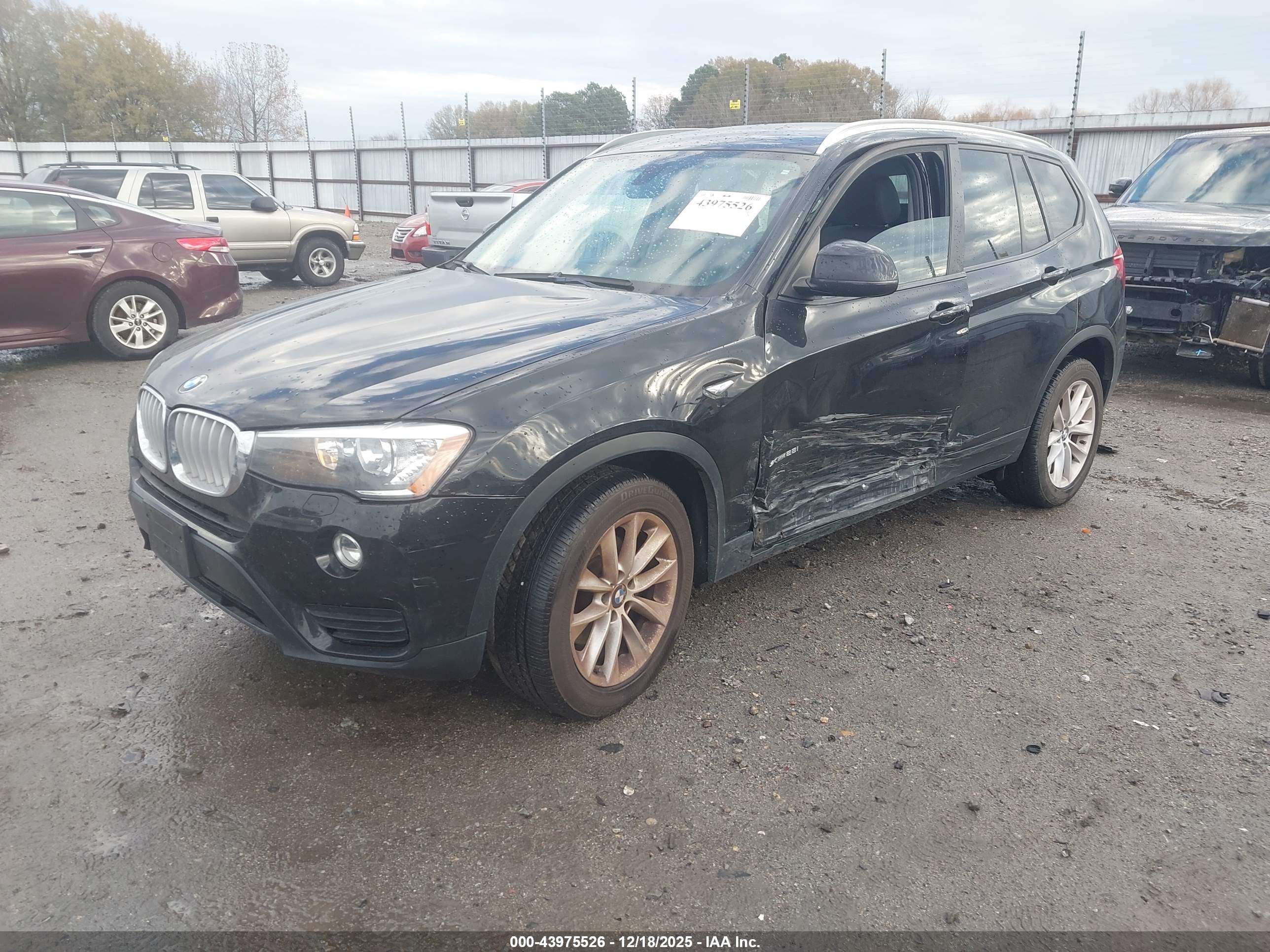 BMW X3 image 2
