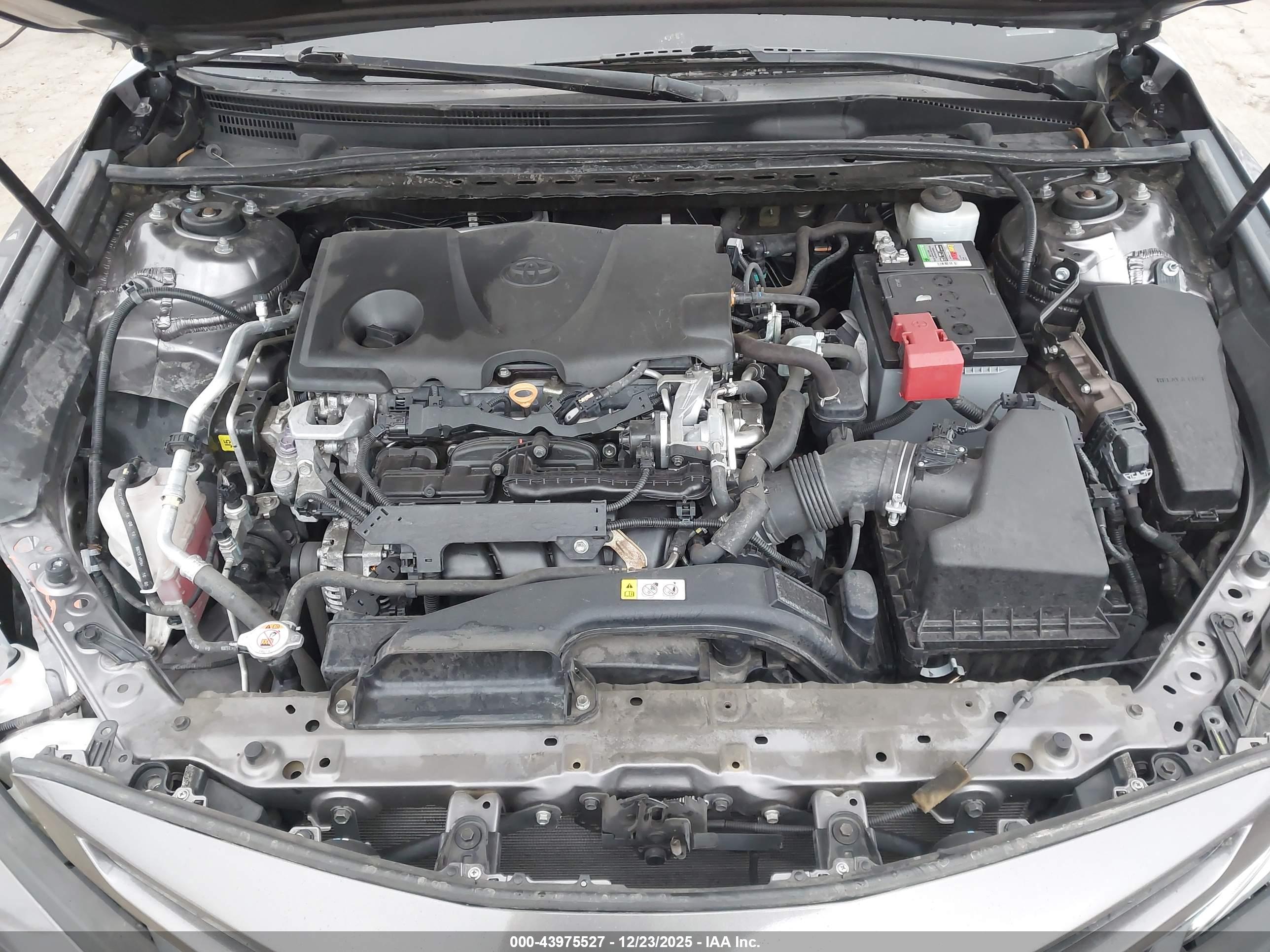 TOYOTA CAMRY image 10