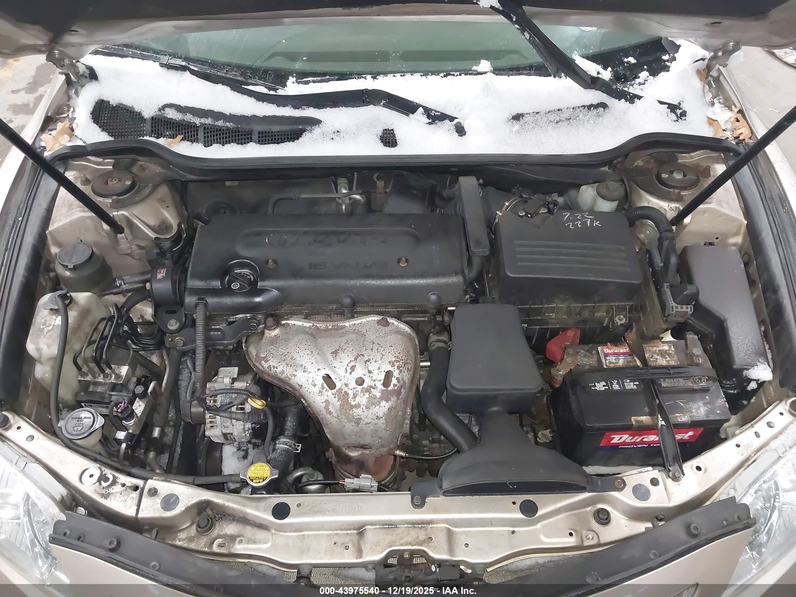 TOYOTA CAMRY image 10