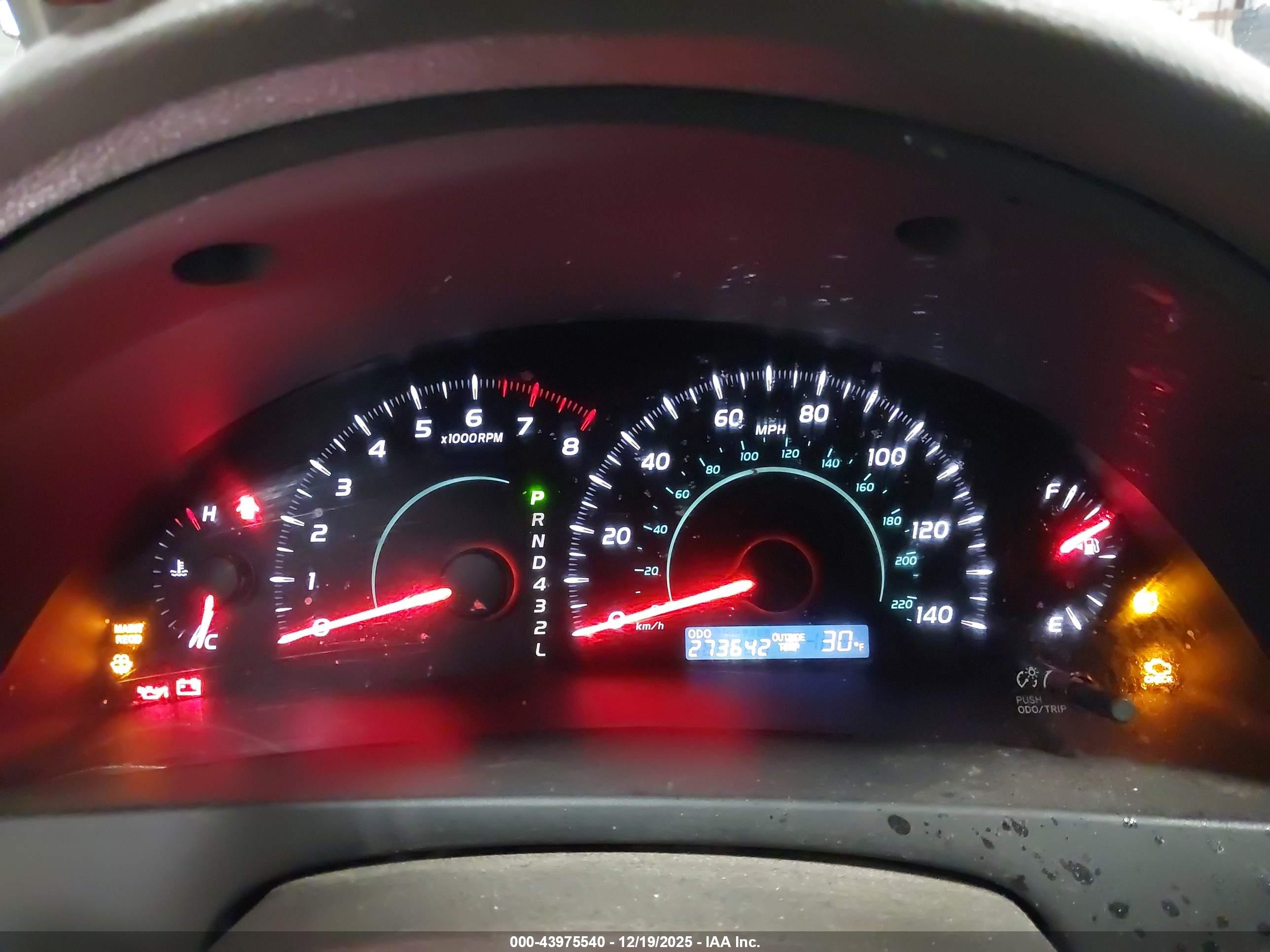 TOYOTA CAMRY image 7