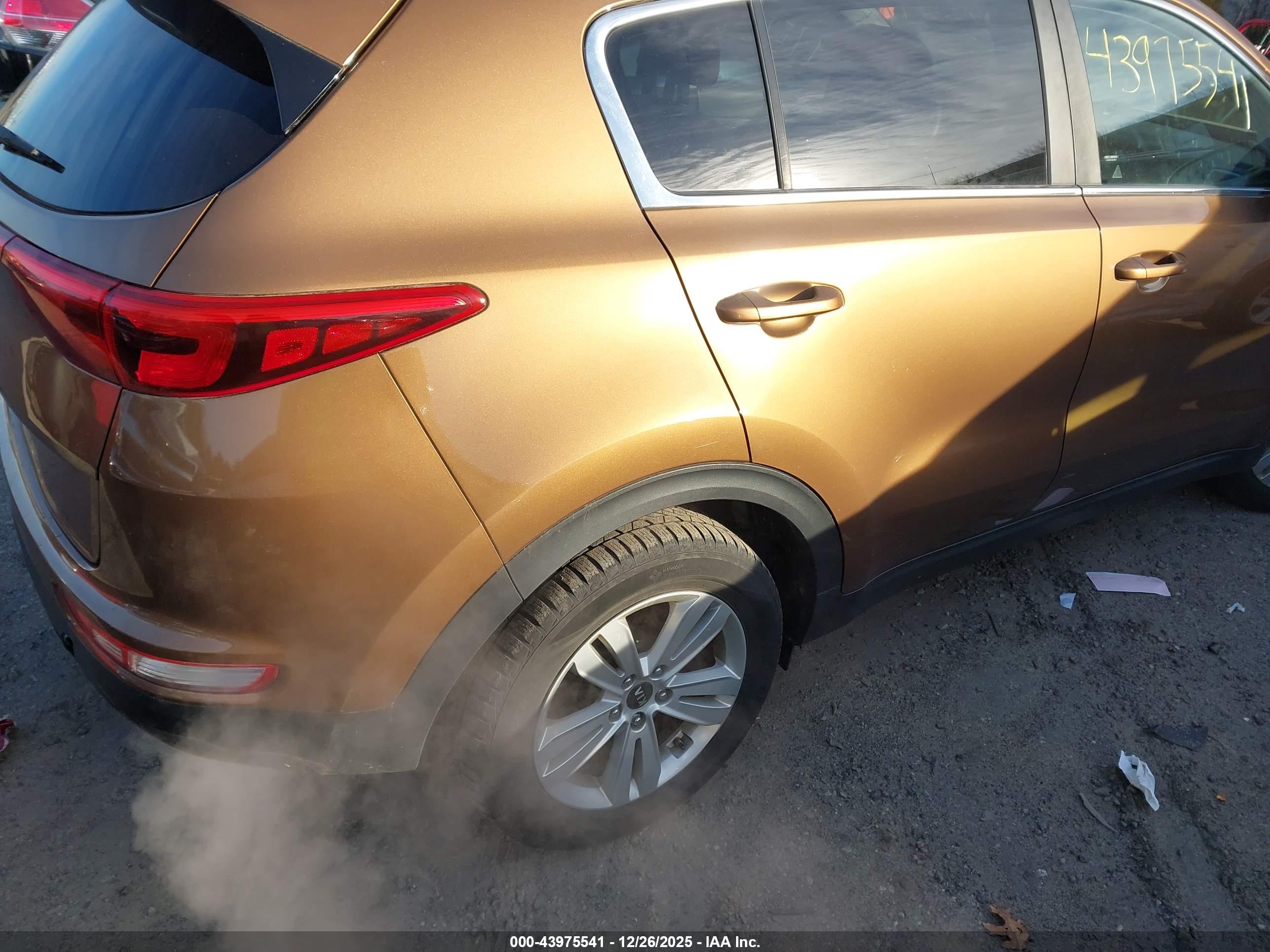 KIA SPORTAGE image 4