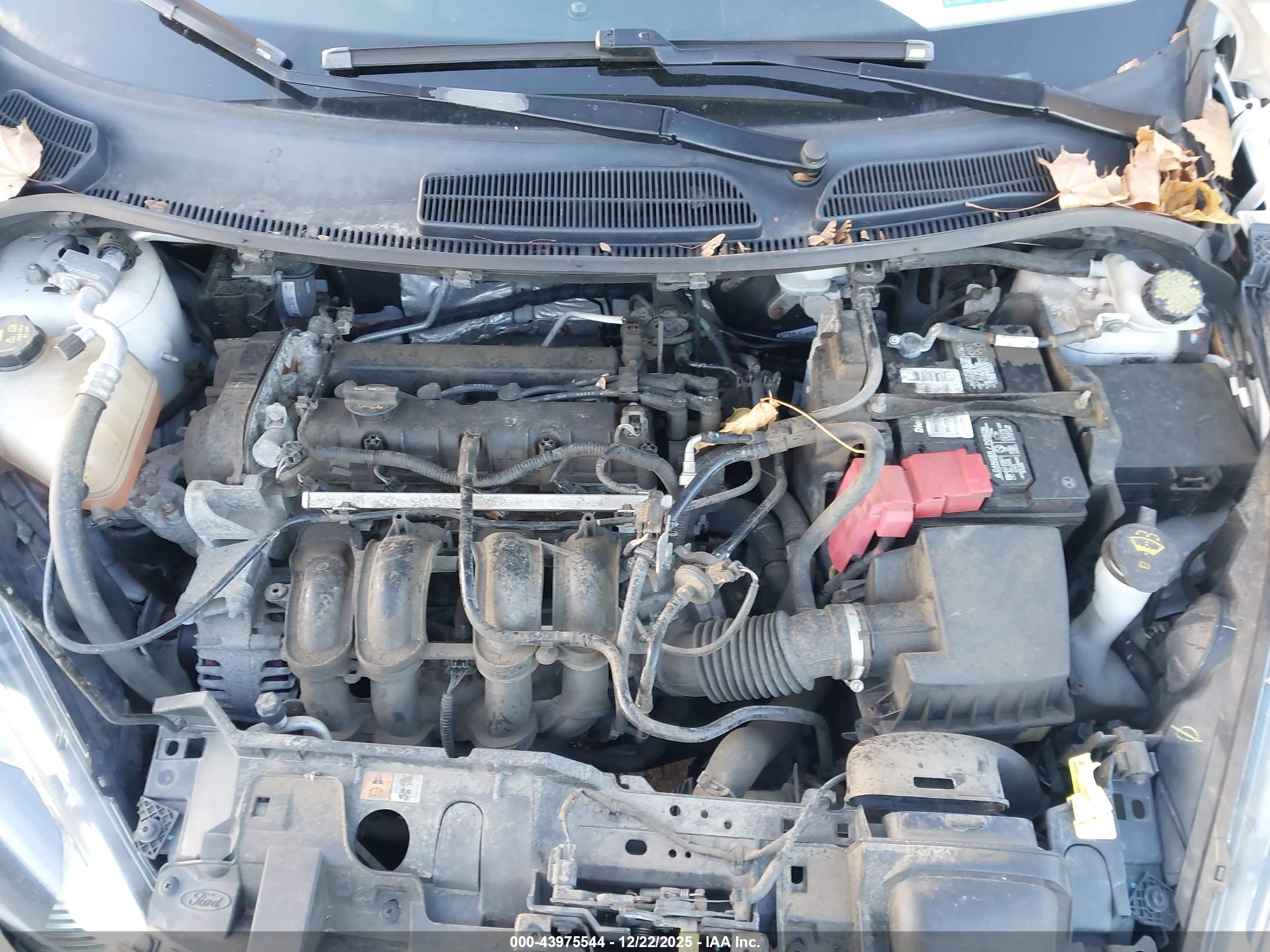 FORD FIESTA image 10