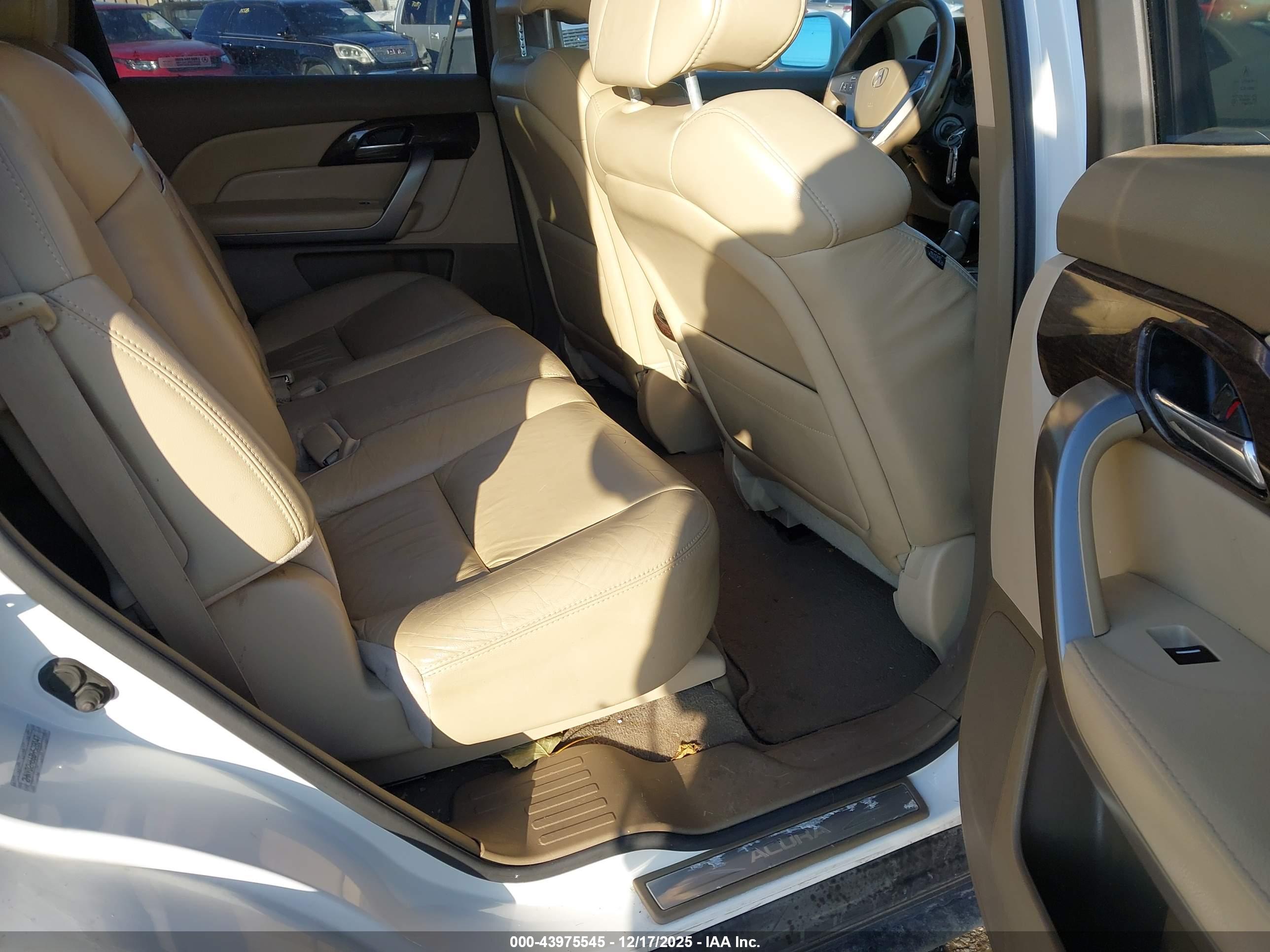 ACURA MDX image 8