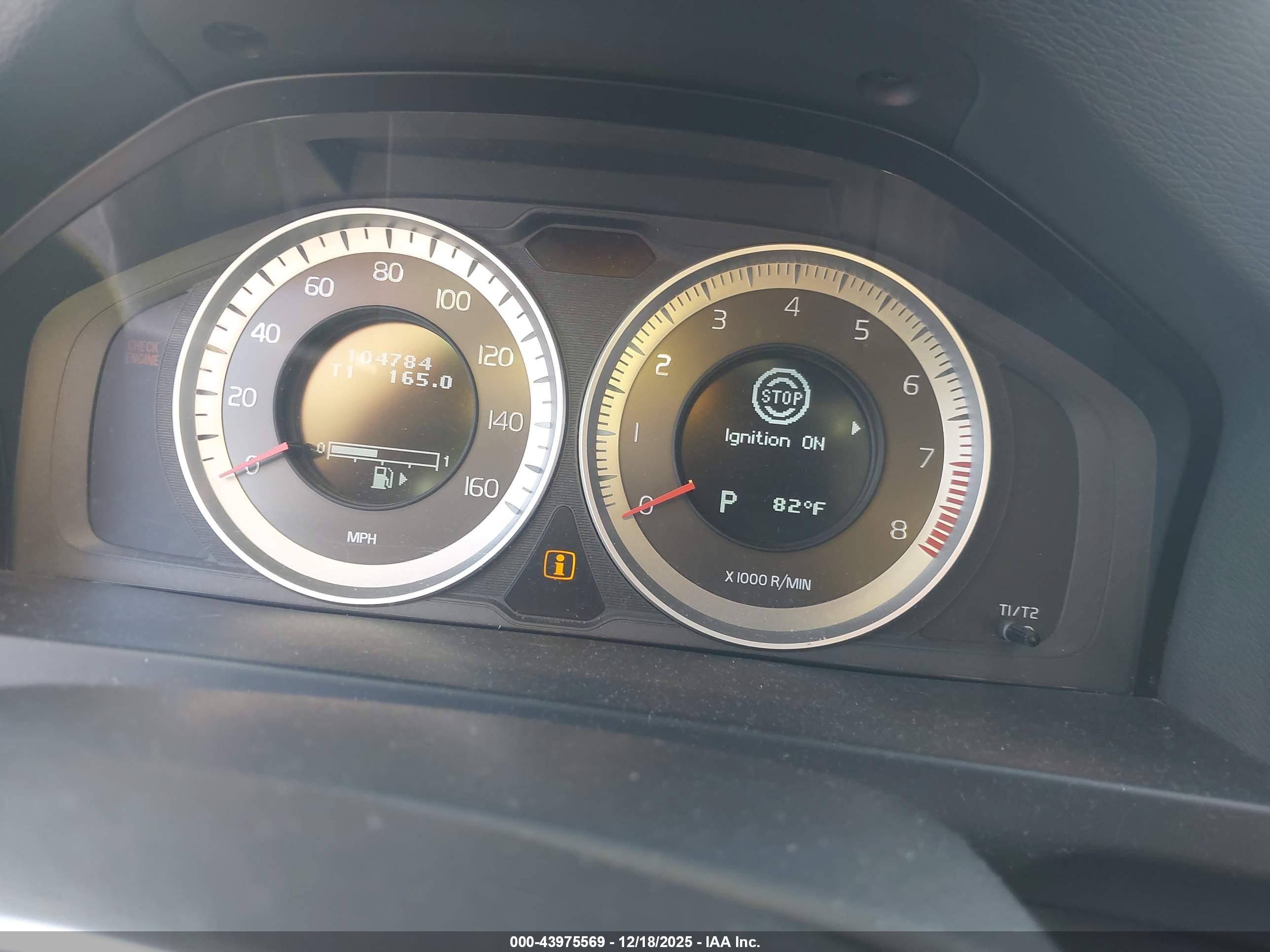 VOLVO S60 image 7