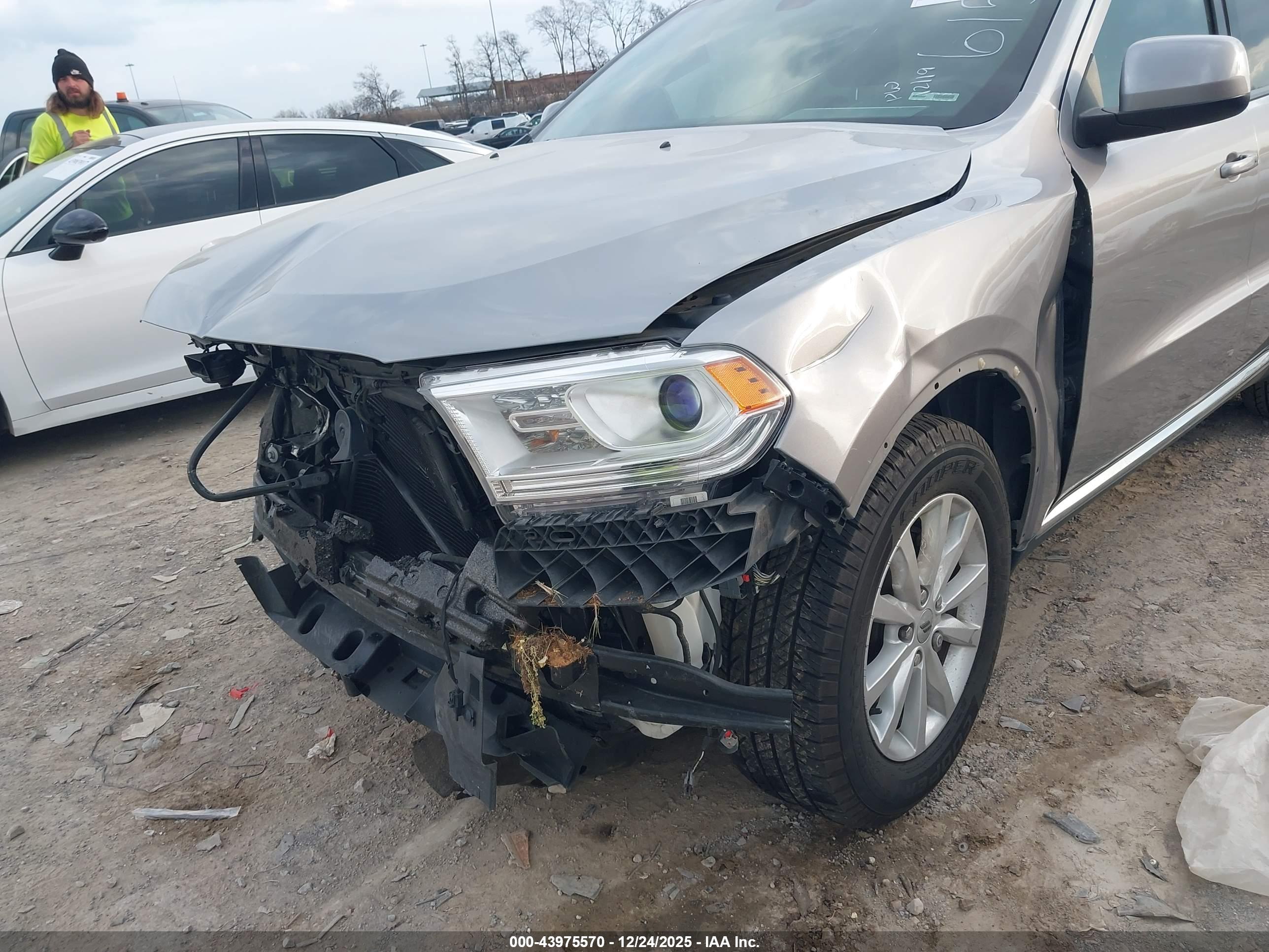 DODGE DURANGO image 6