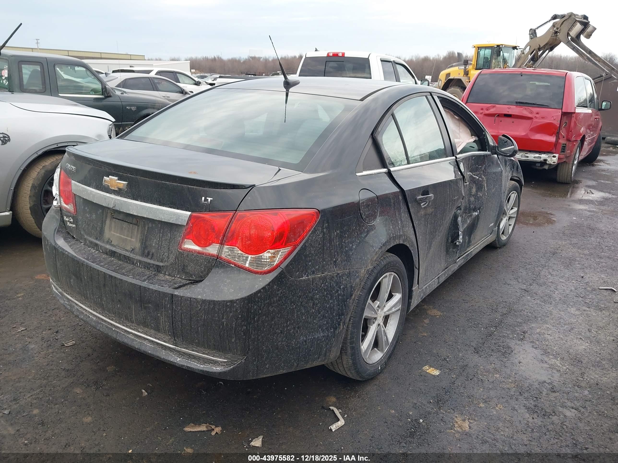CHEVROLET CRUZE image 4