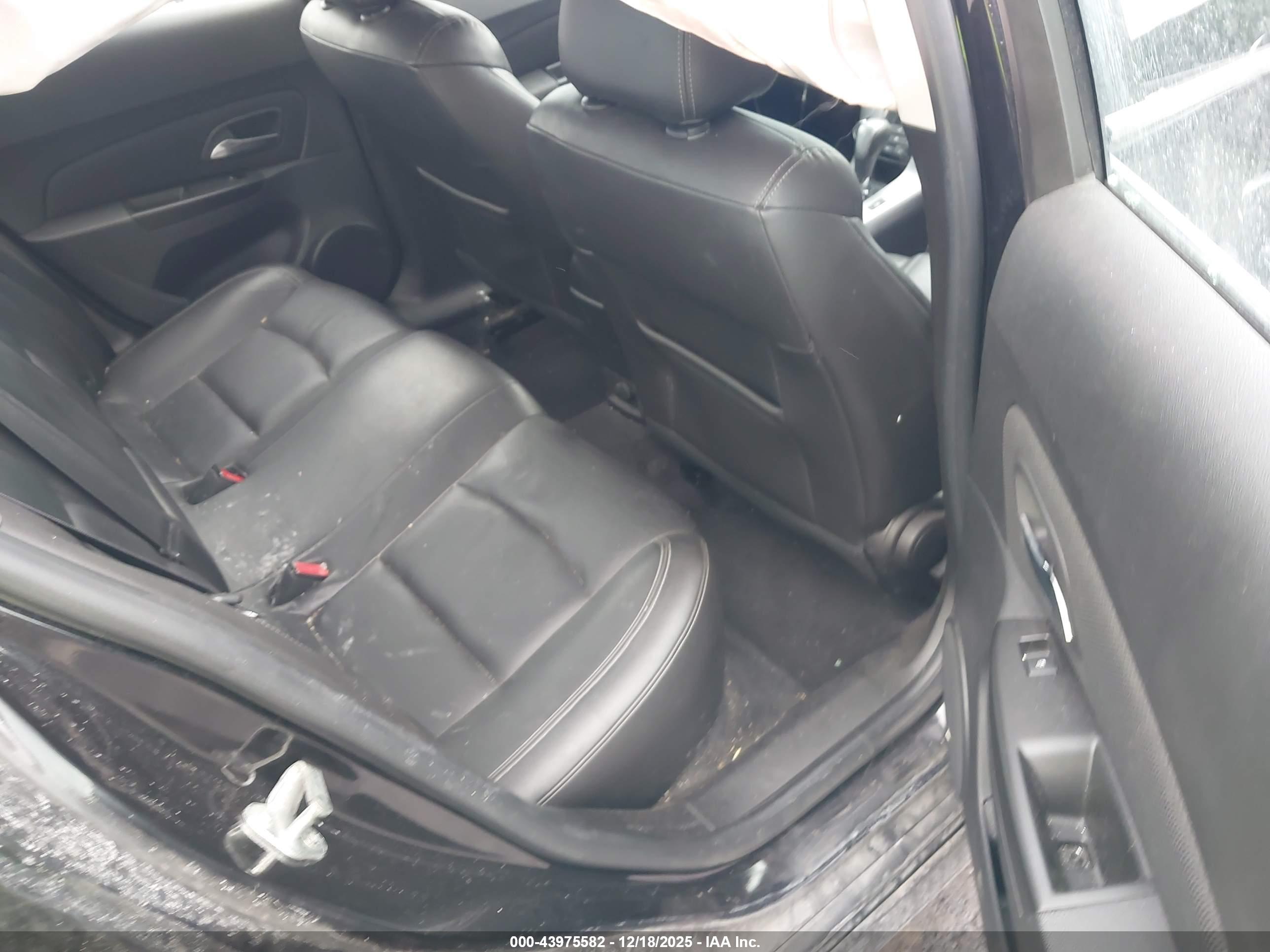CHEVROLET CRUZE image 8