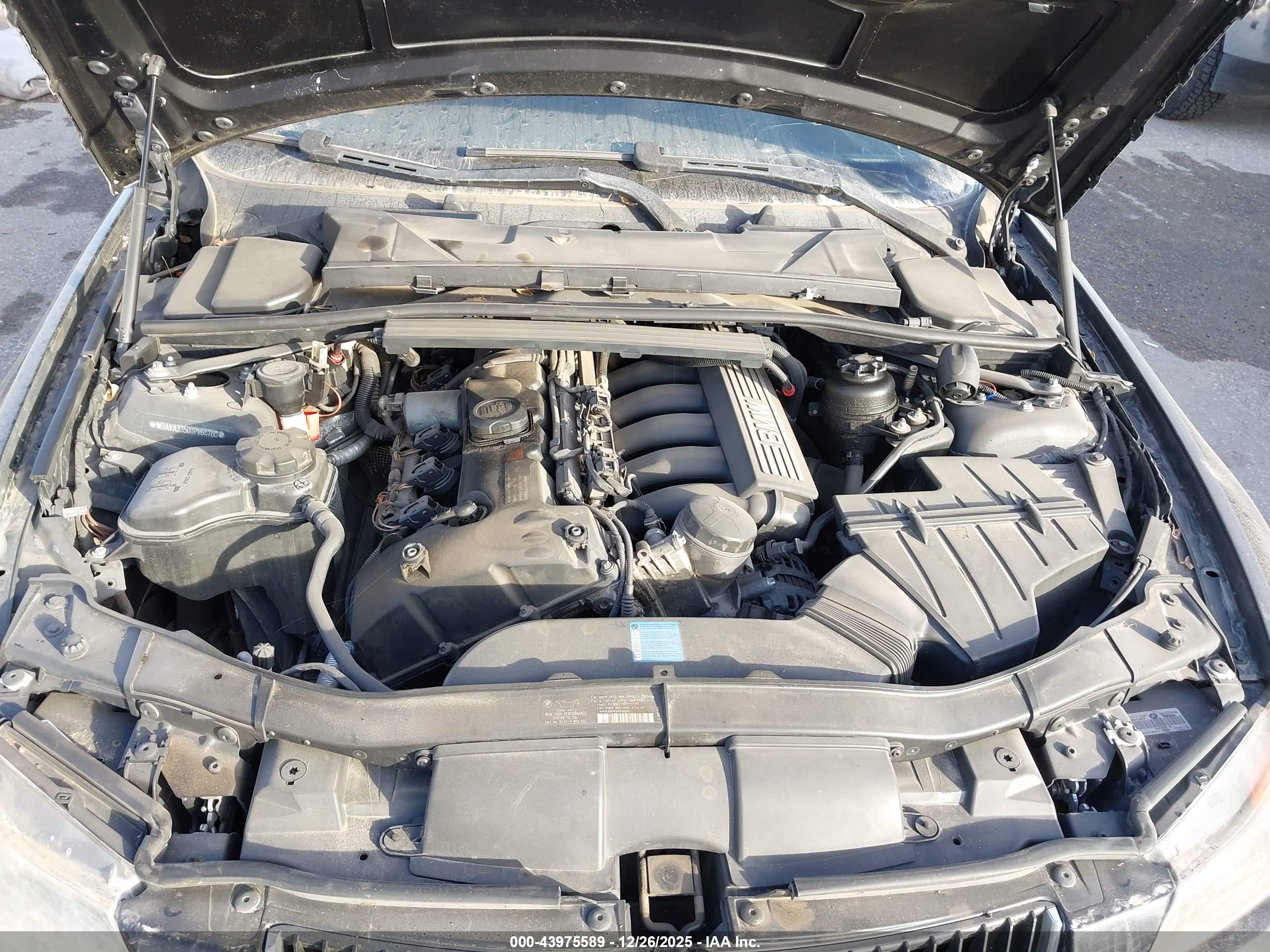 BMW 328I image 10
