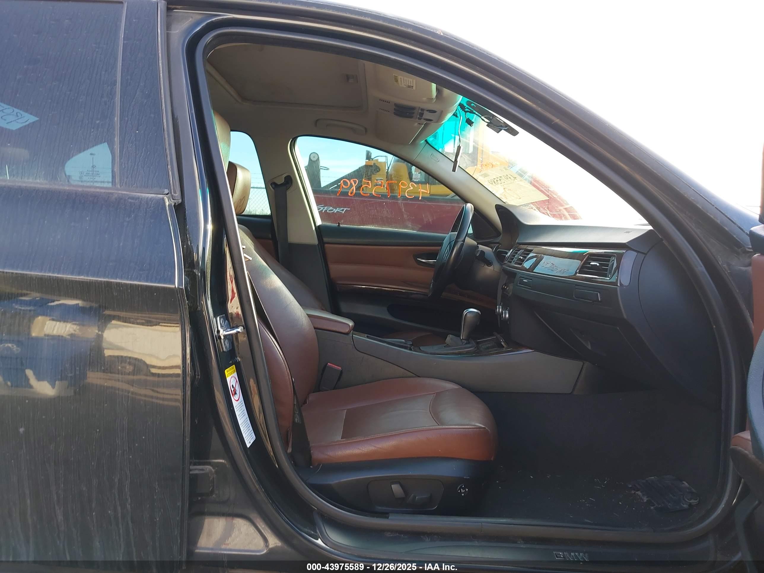 BMW 328I image 5