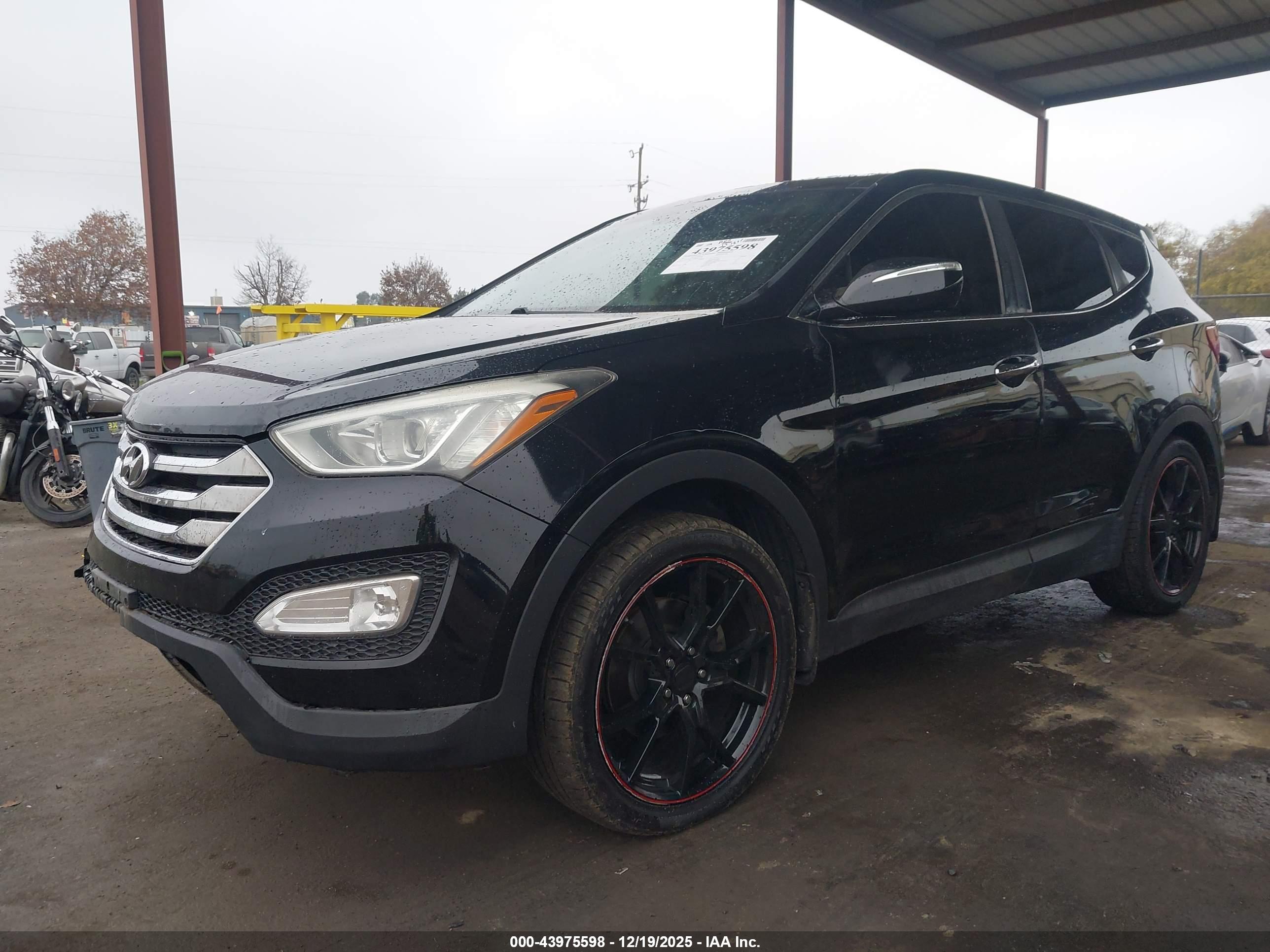 HYUNDAI SANTA image 2