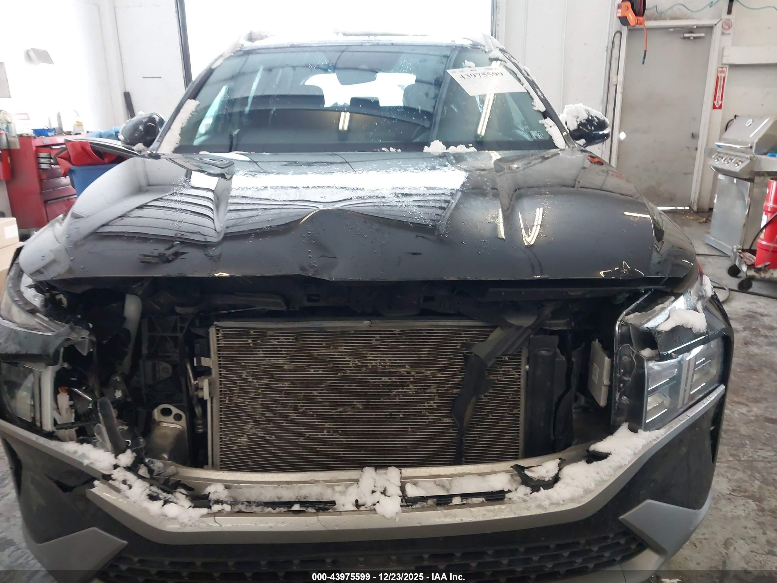 HYUNDAI SANTA image 6