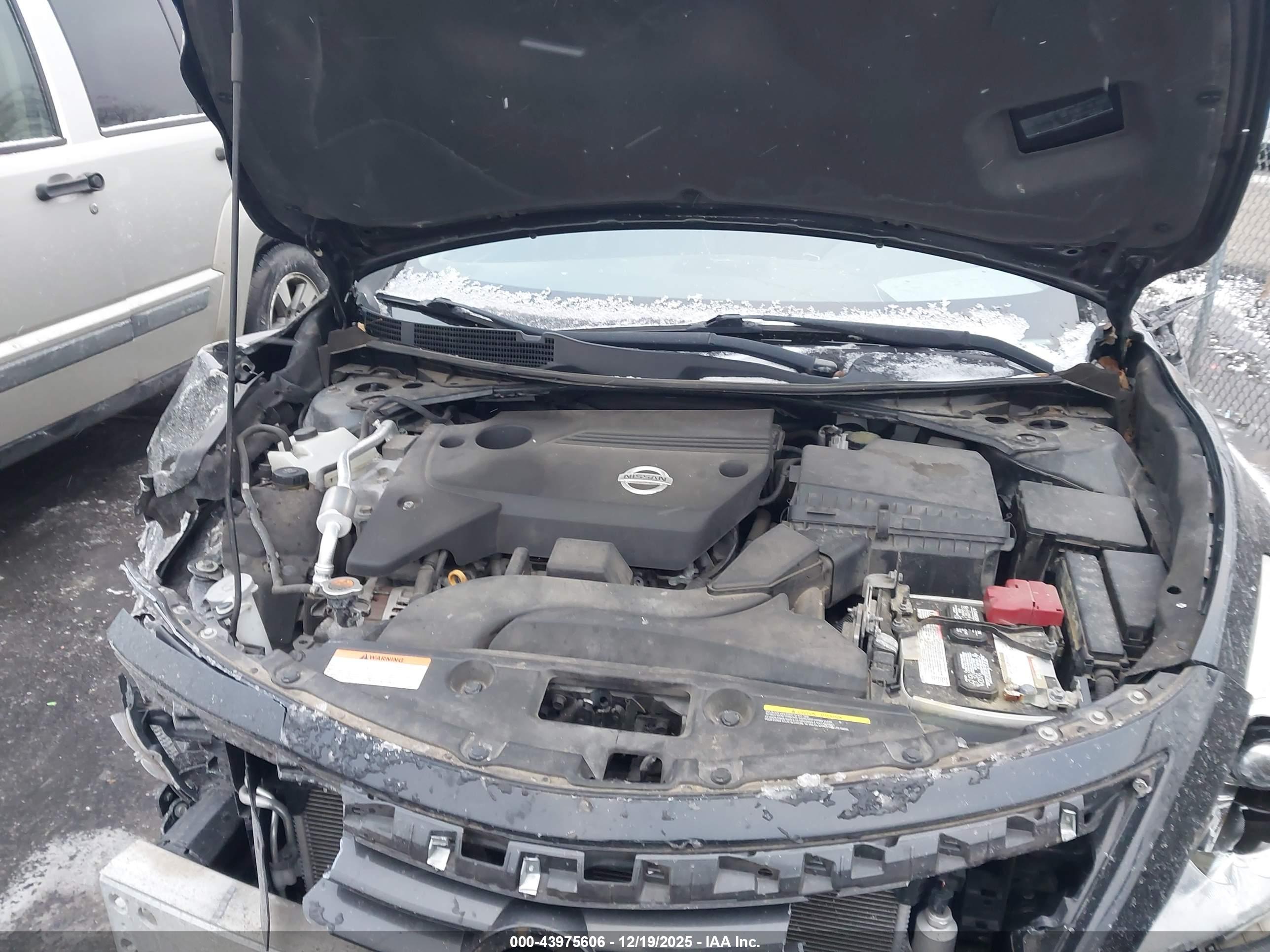 NISSAN ALTIMA image 10