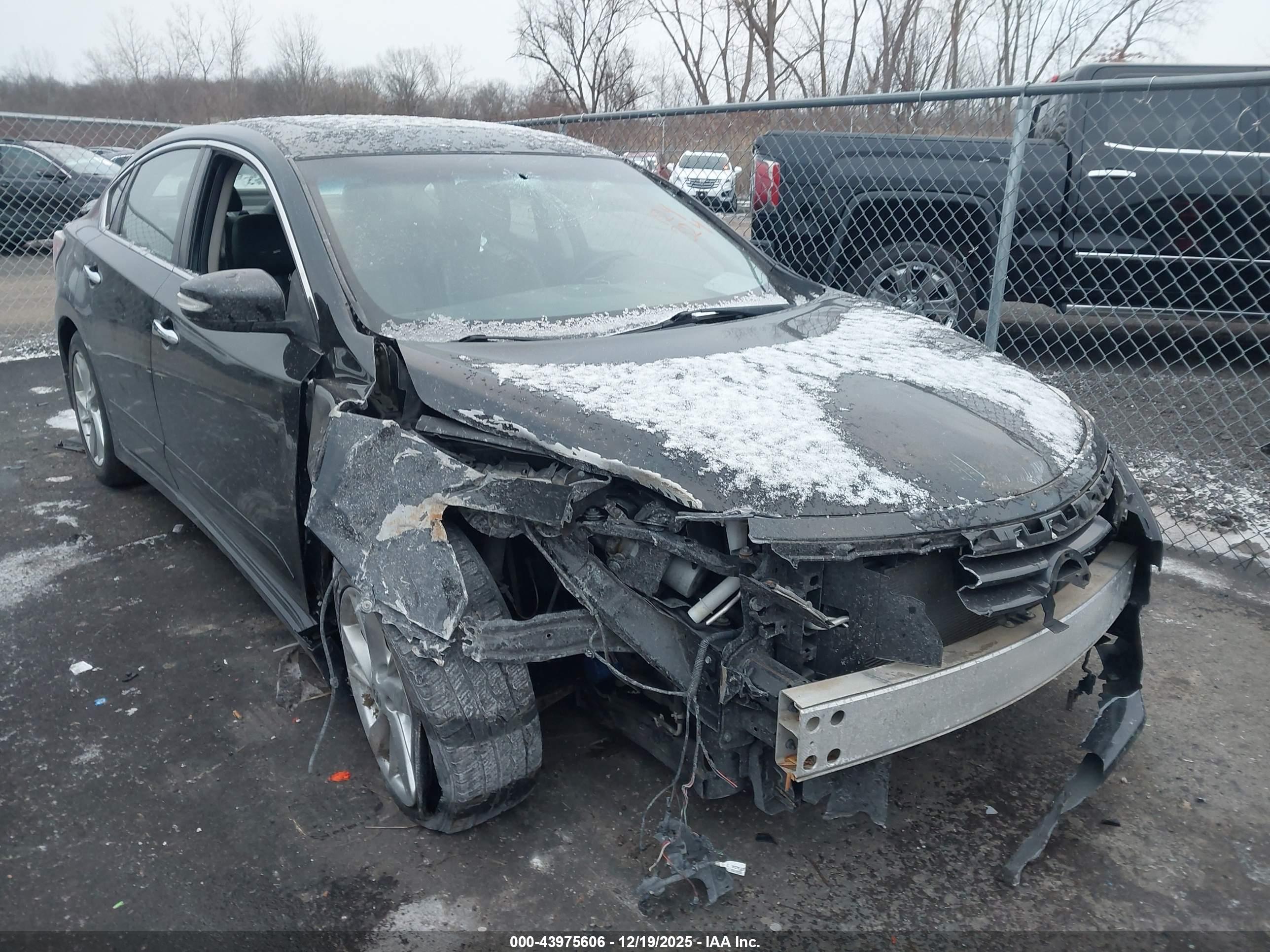 NISSAN ALTIMA image 6