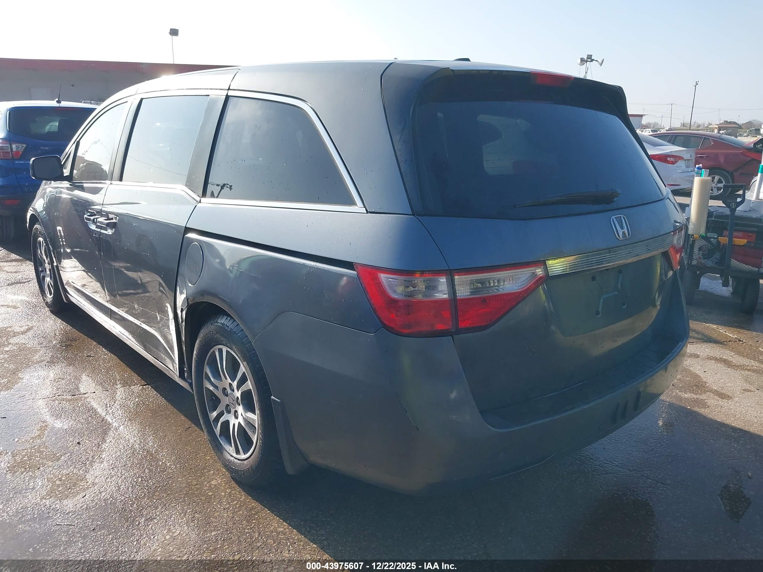HONDA ODYSSEY image 3