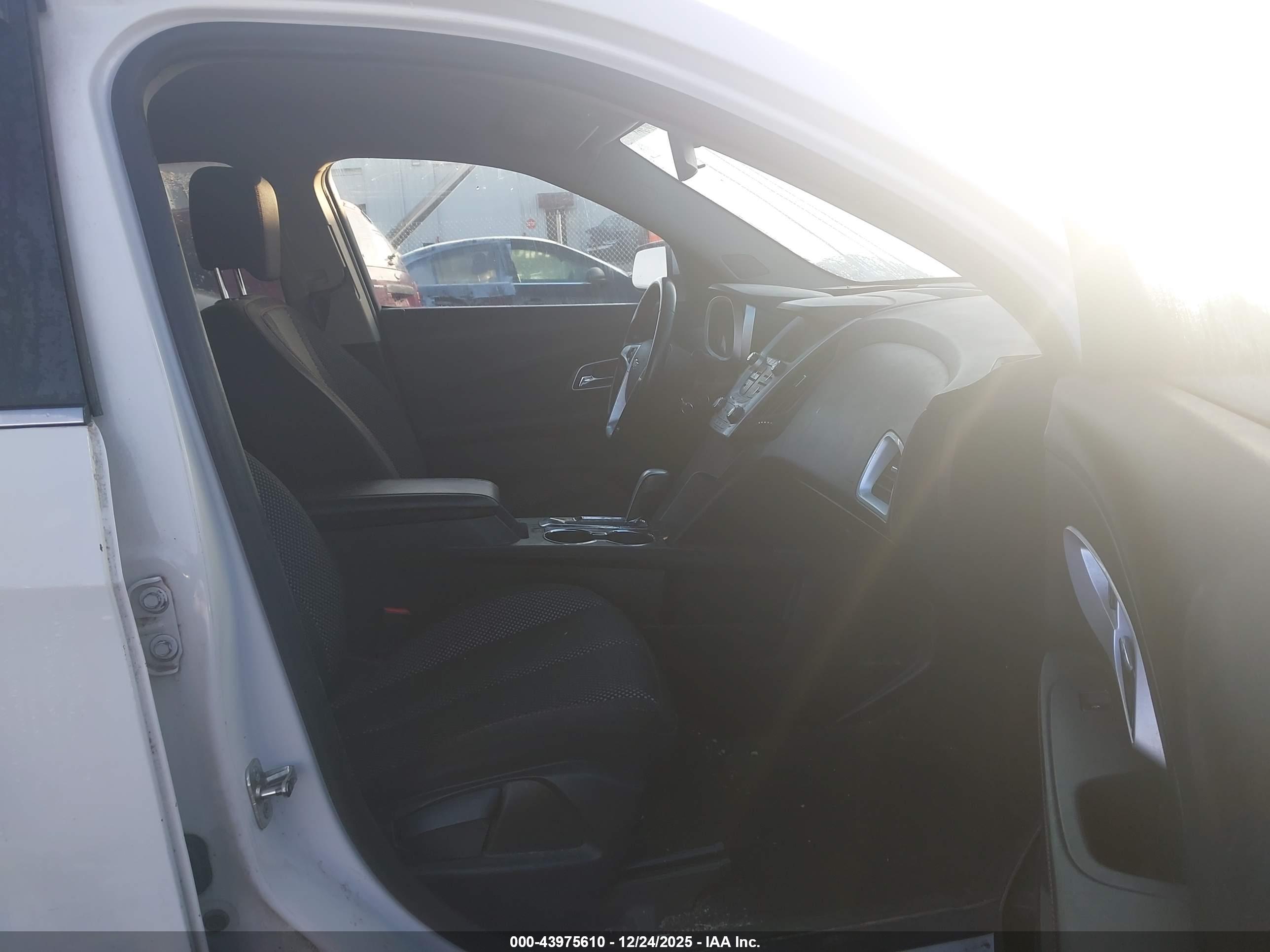 CHEVROLET EQUINOX image 5
