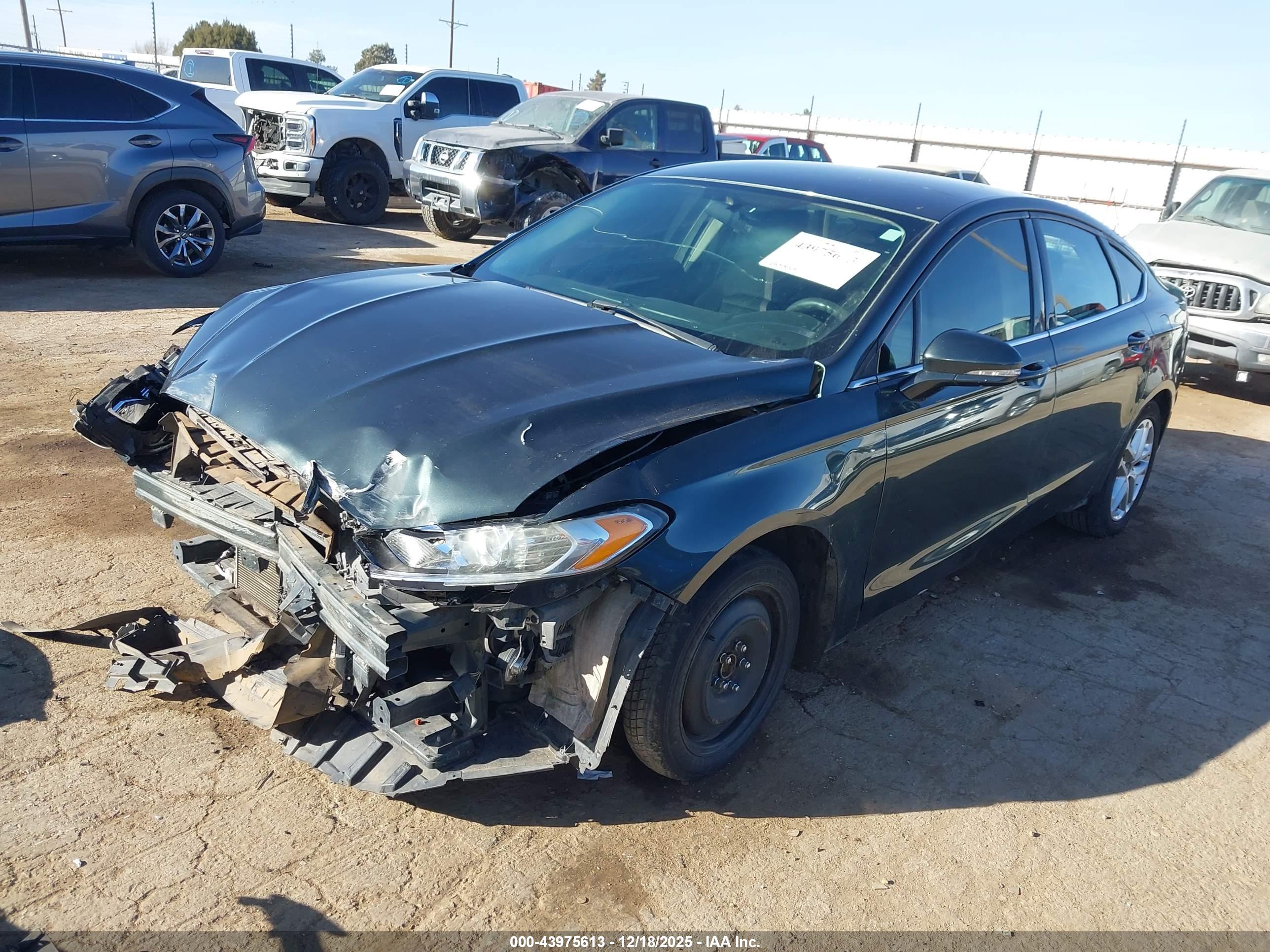 FORD FUSION image 2