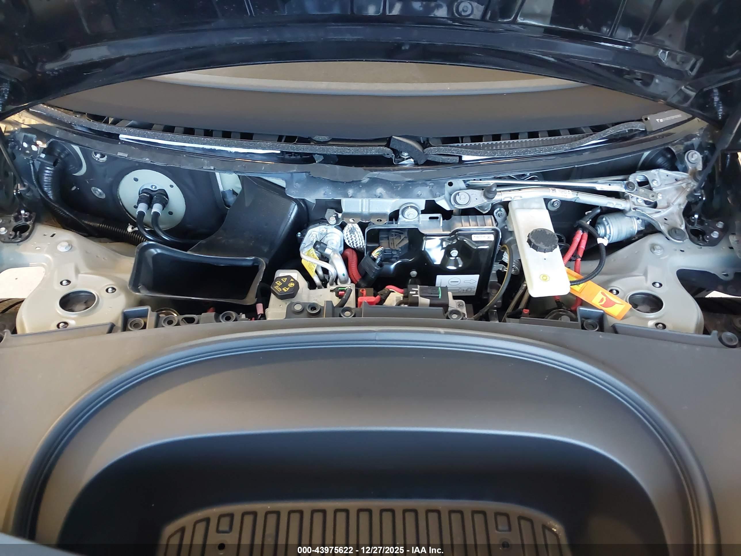 TESLA MODEL image 10