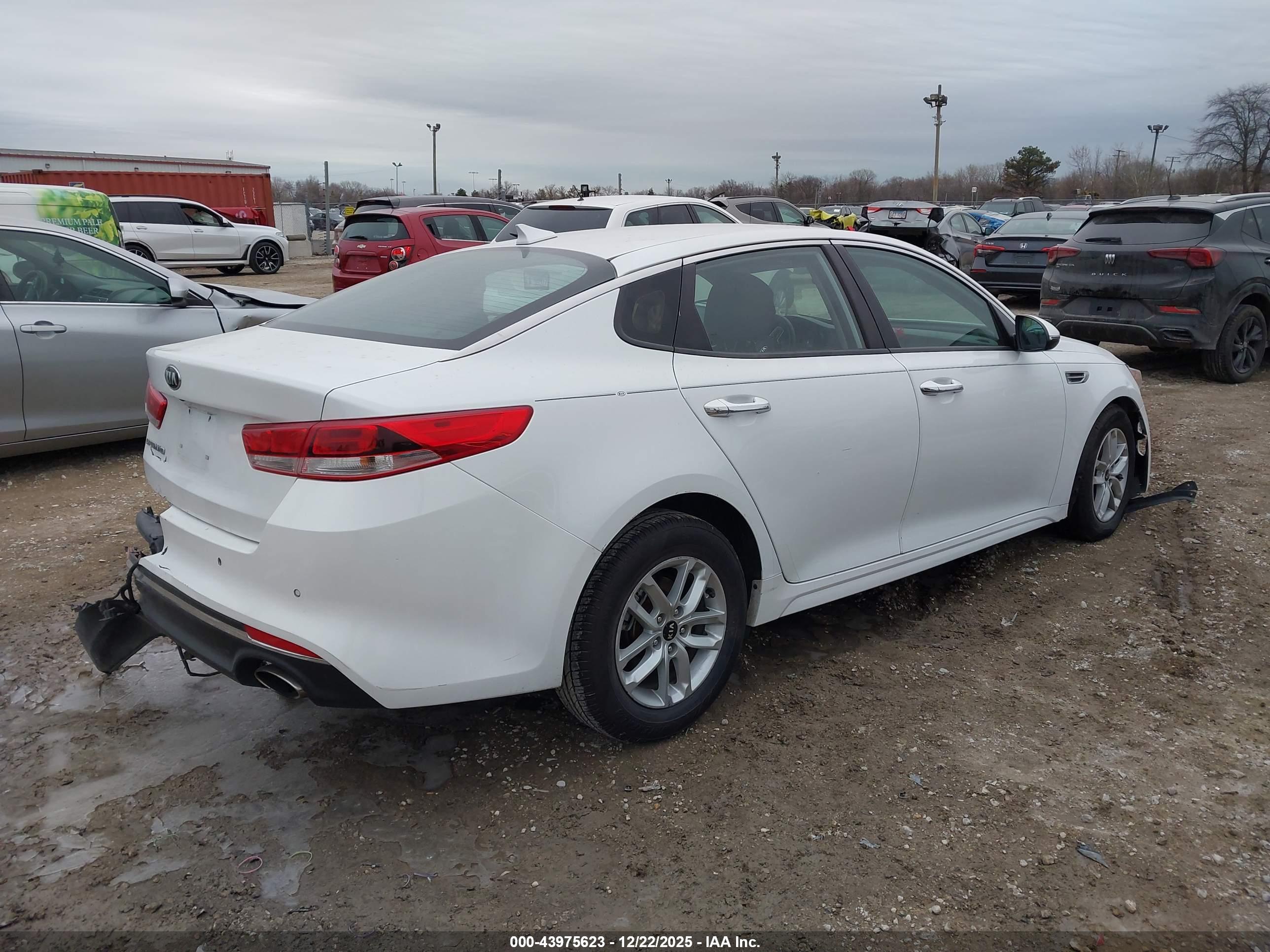 KIA OPTIMA image 4