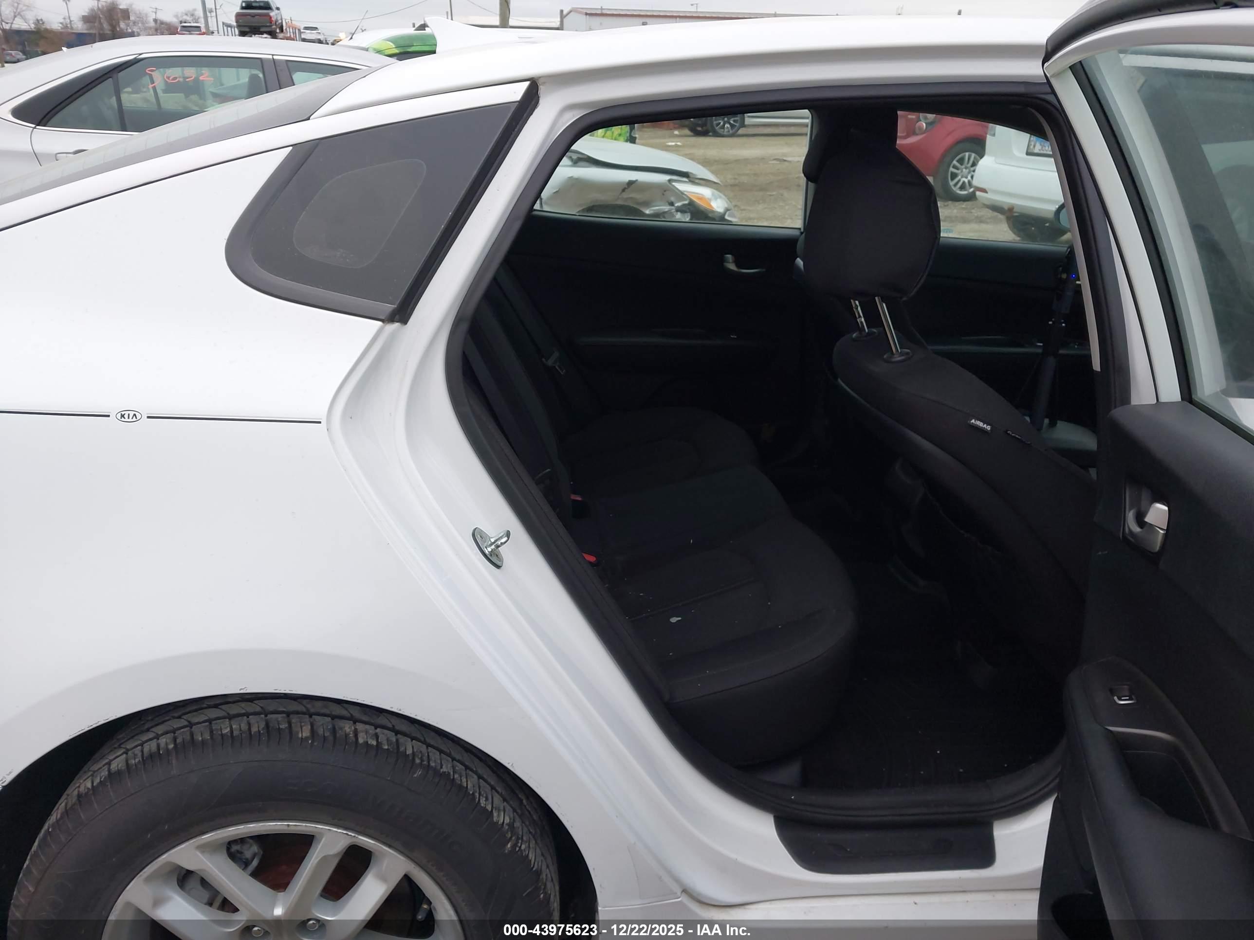 KIA OPTIMA image 8