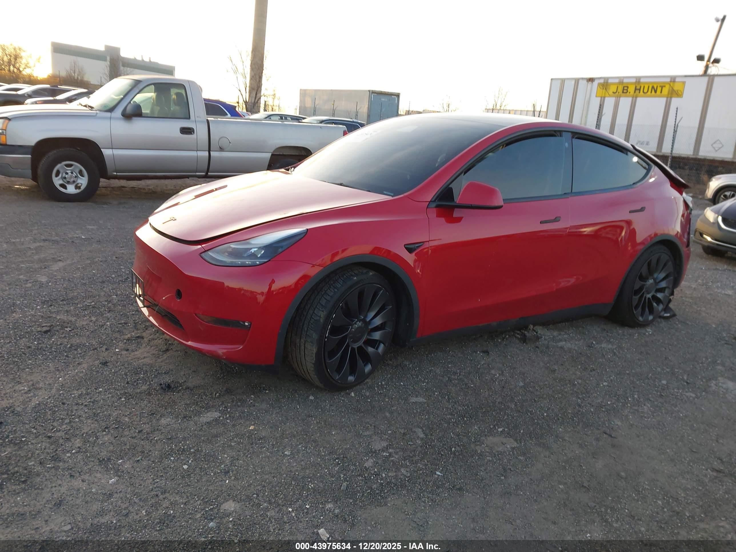 TESLA MODEL image 2