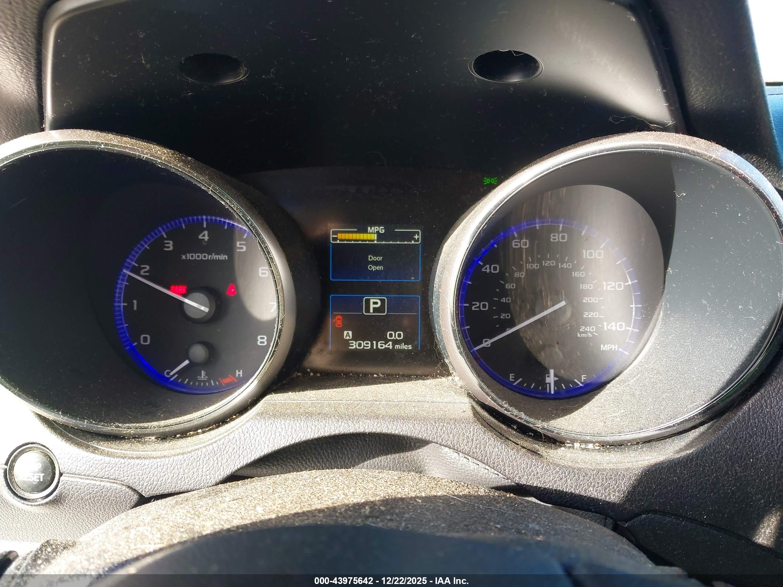SUBARU LEGACY image 7
