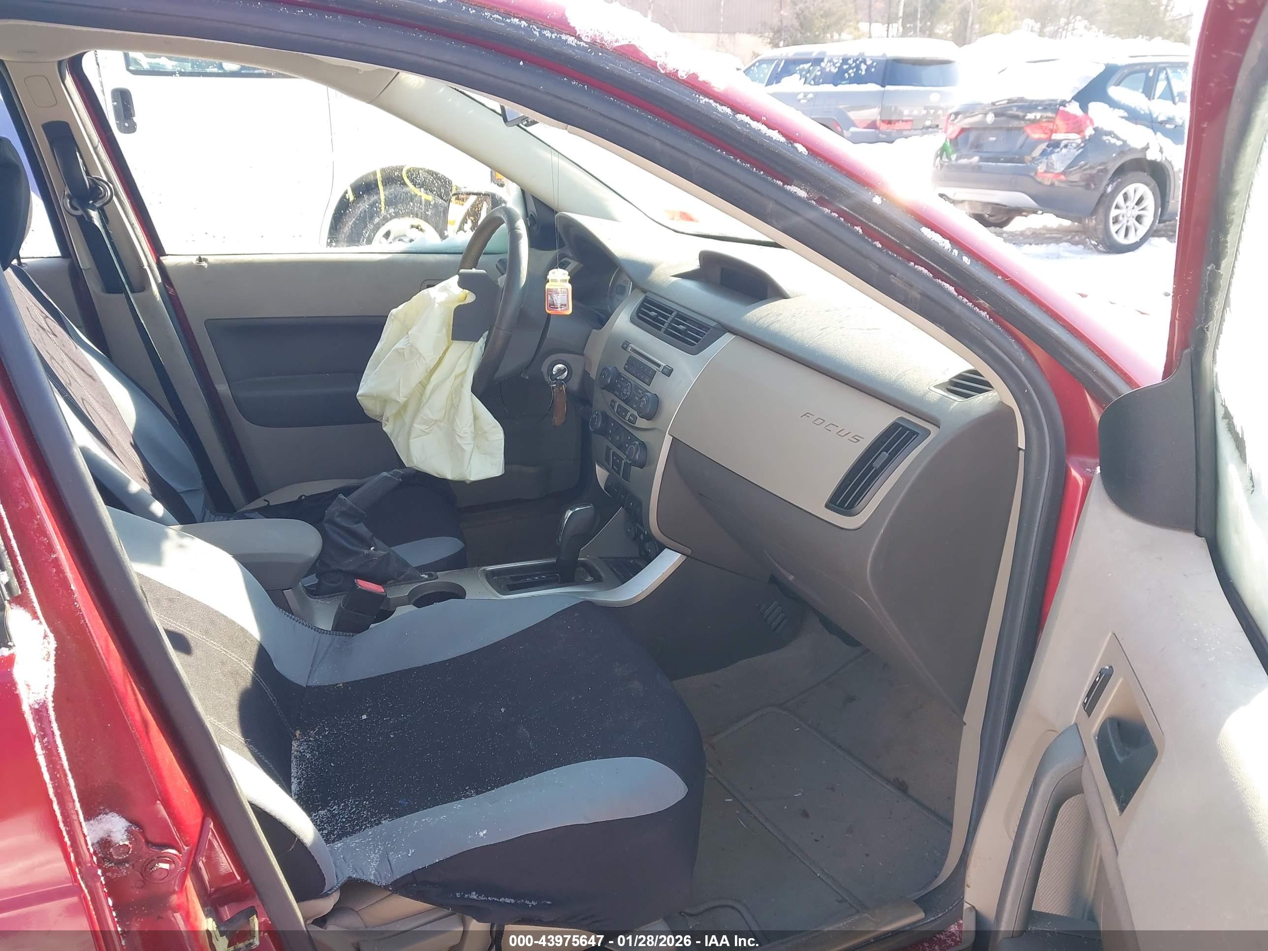 FORD FOCUS image 5
