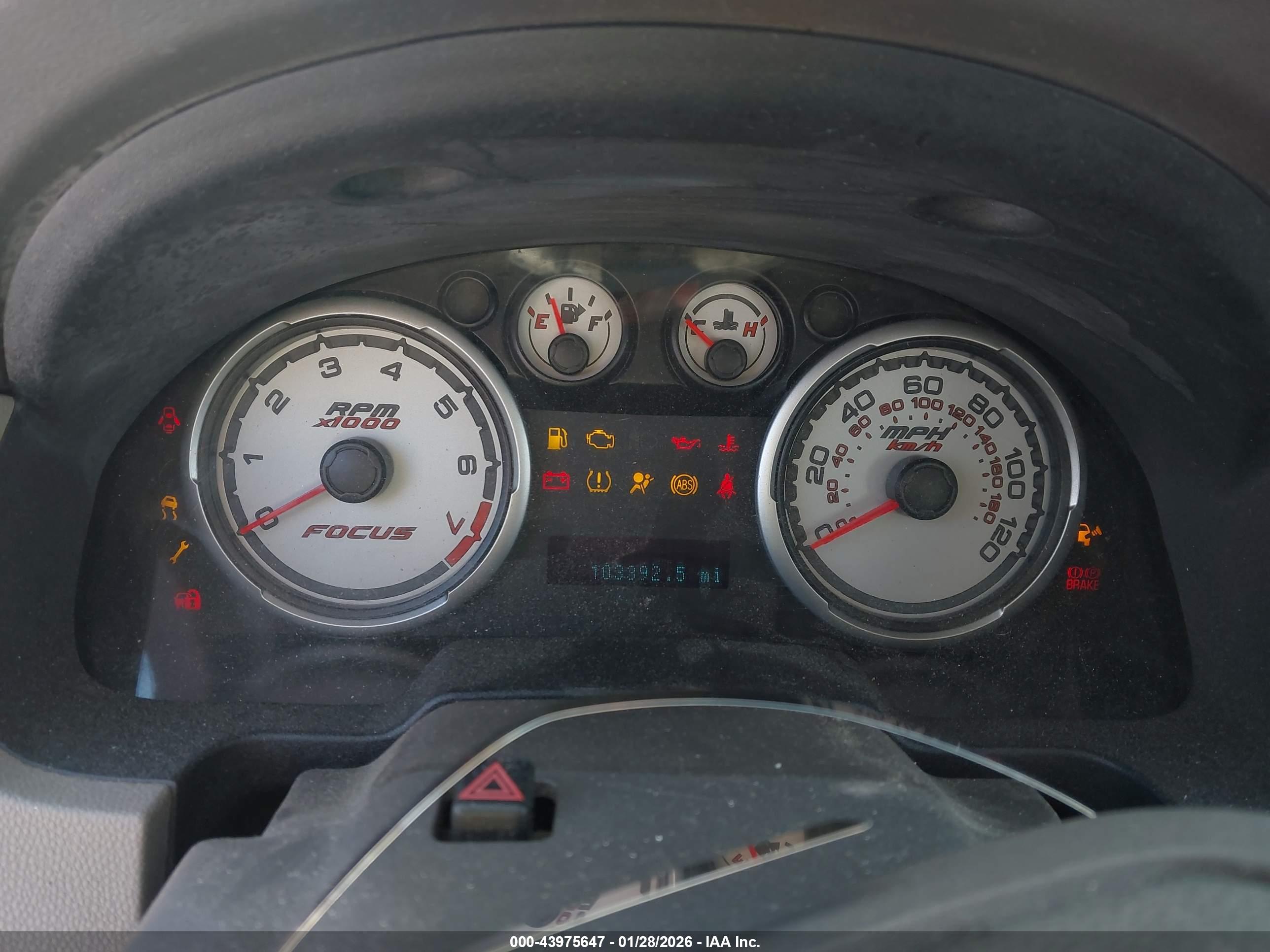 FORD FOCUS image 7
