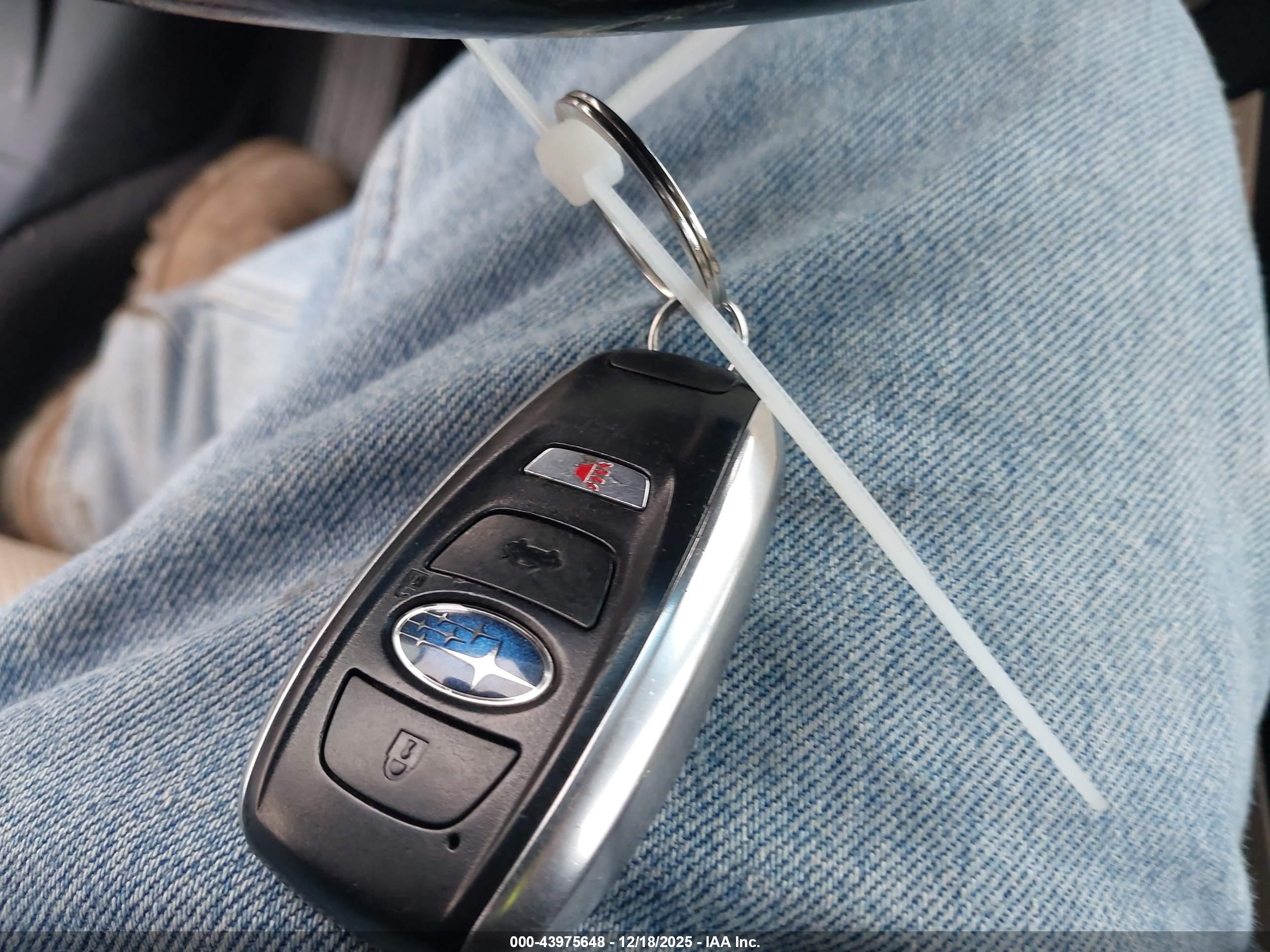 SUBARU LEGACY image 11