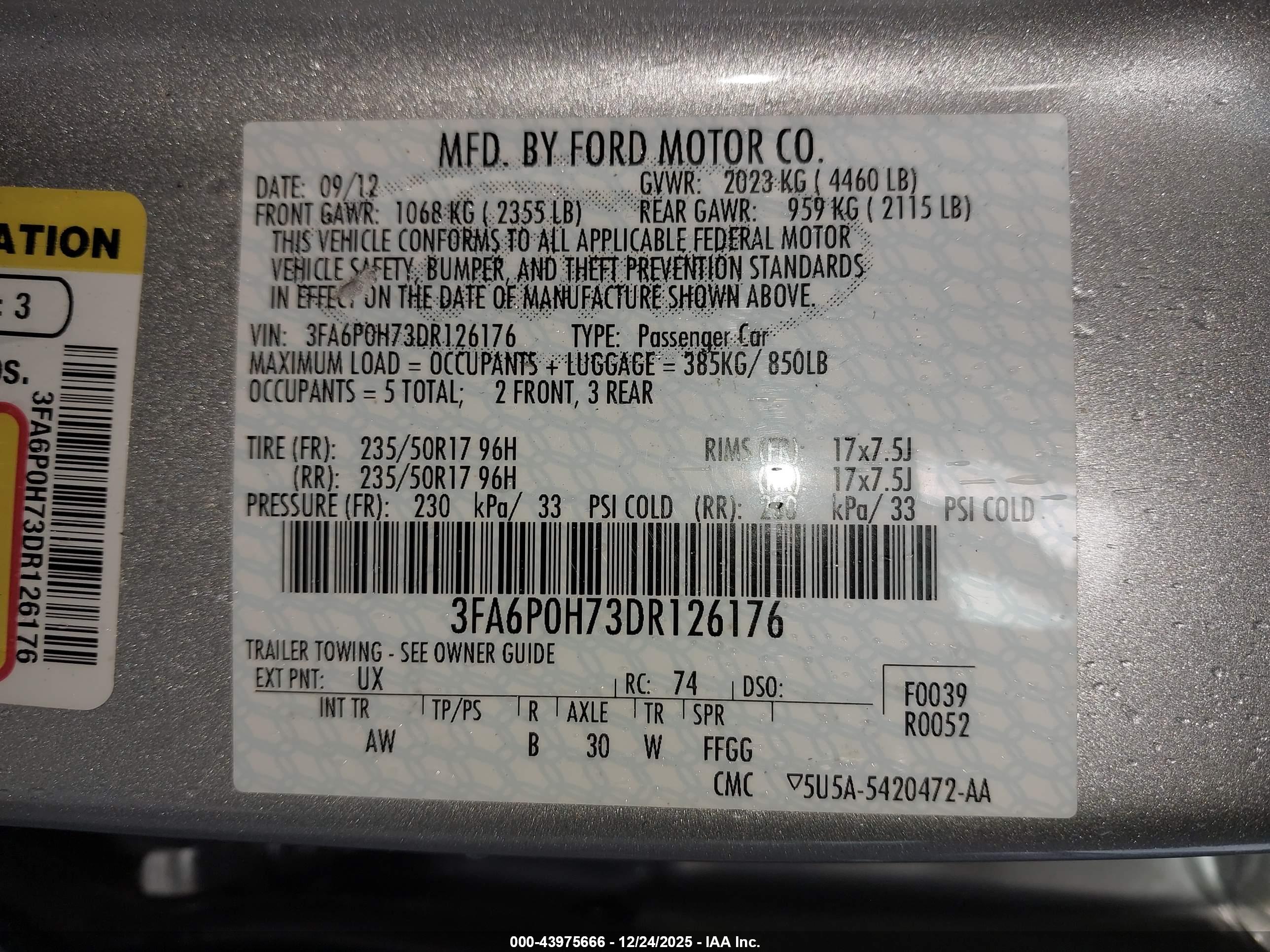 FORD FUSION image 9