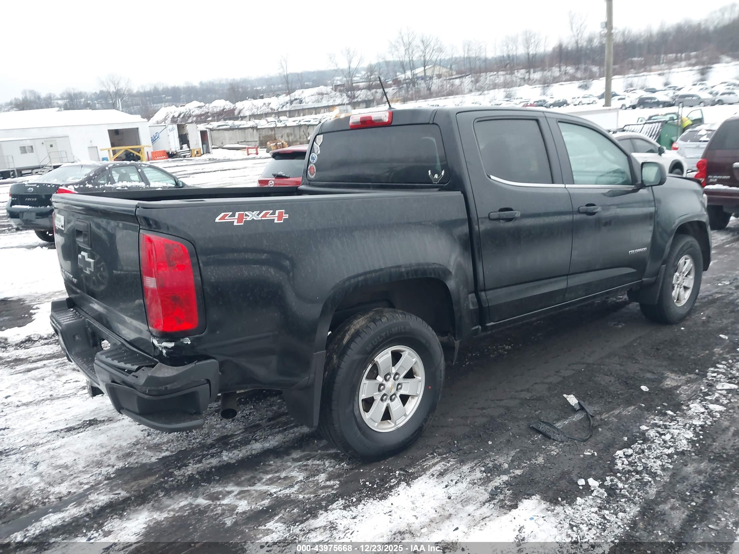 CHEVROLET COLORADO image 4