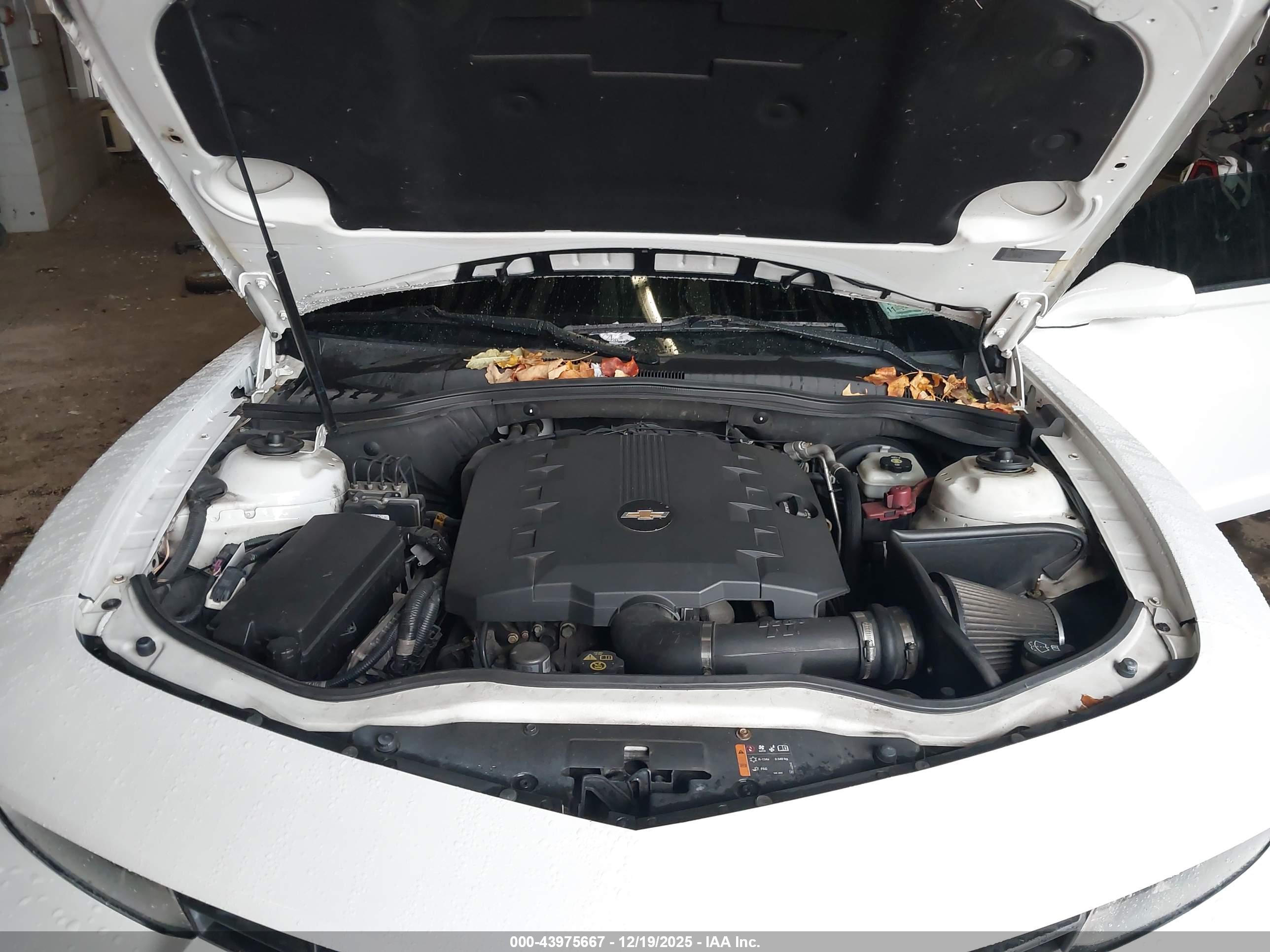 CHEVROLET CAMARO image 10