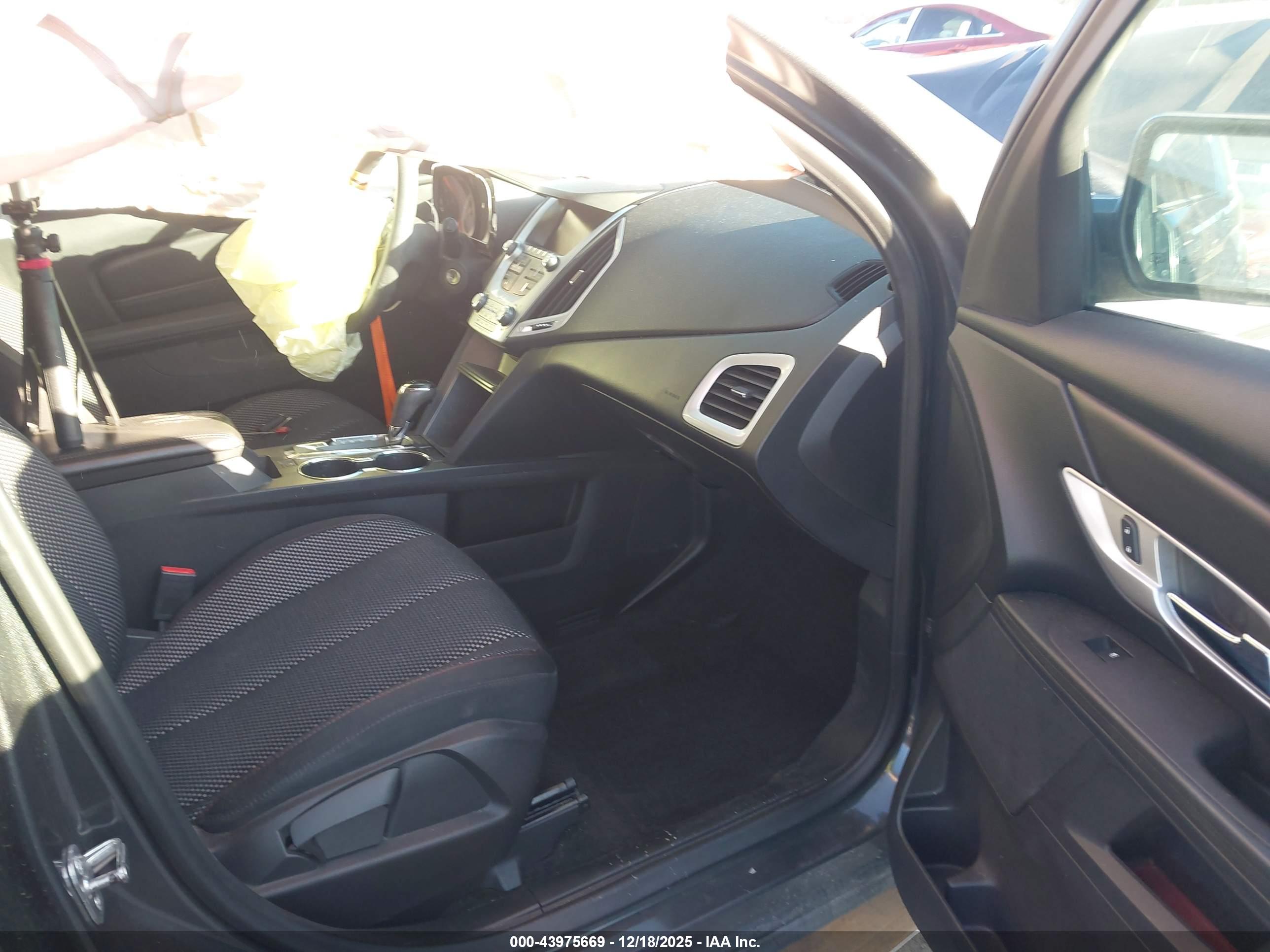 GMC TERRAIN image 5
