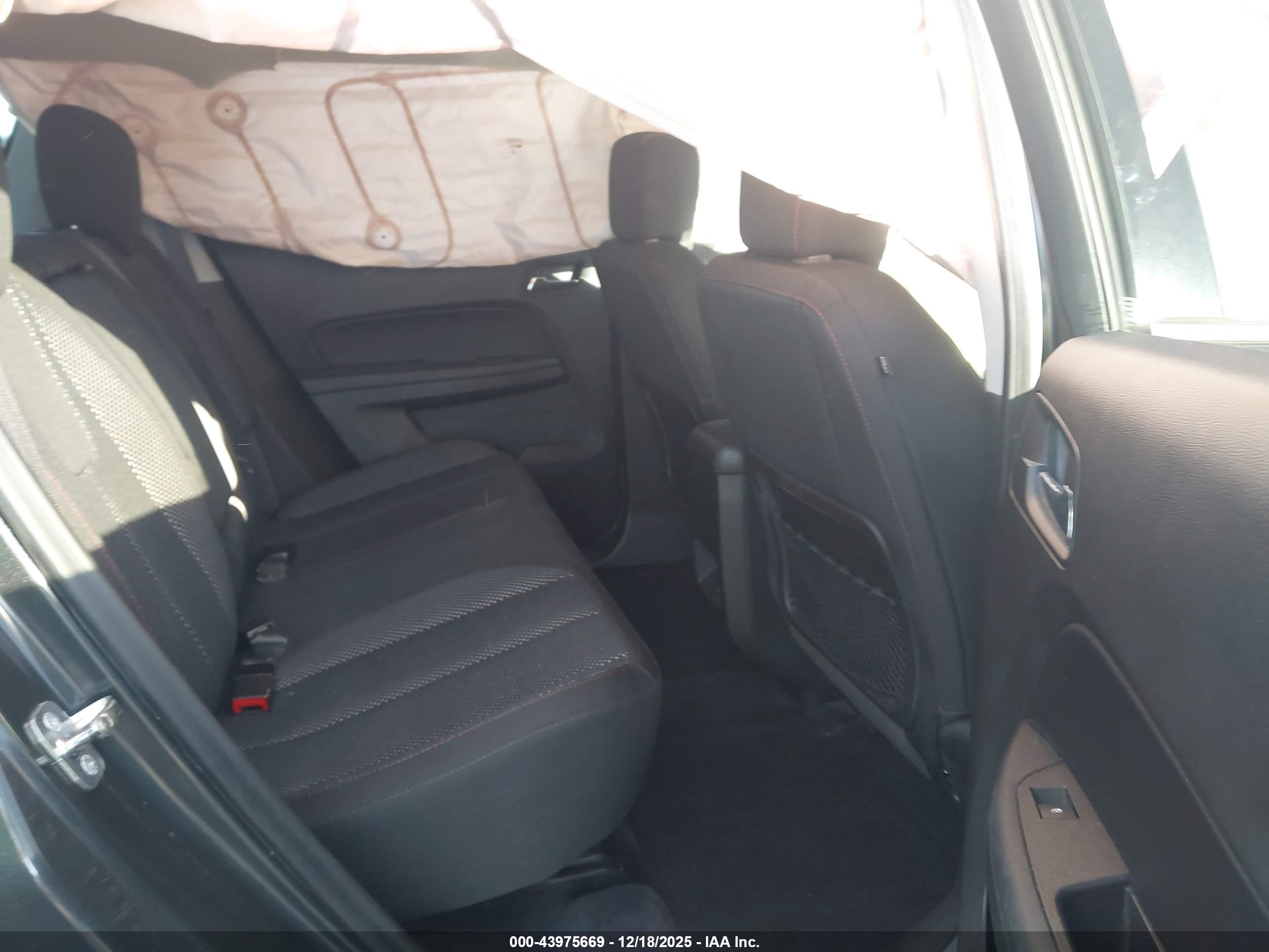 GMC TERRAIN image 8