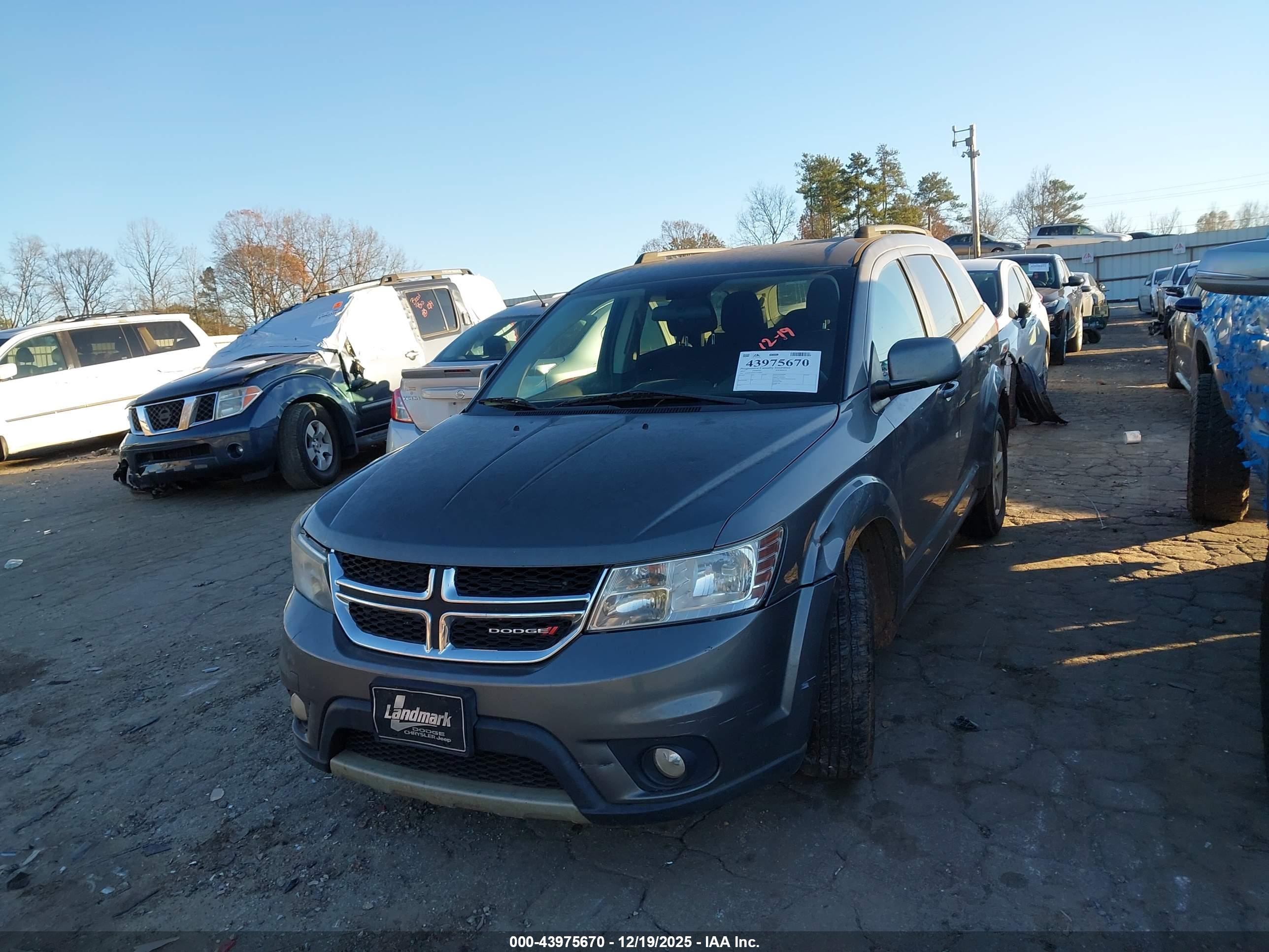 DODGE JOURNEY image 2