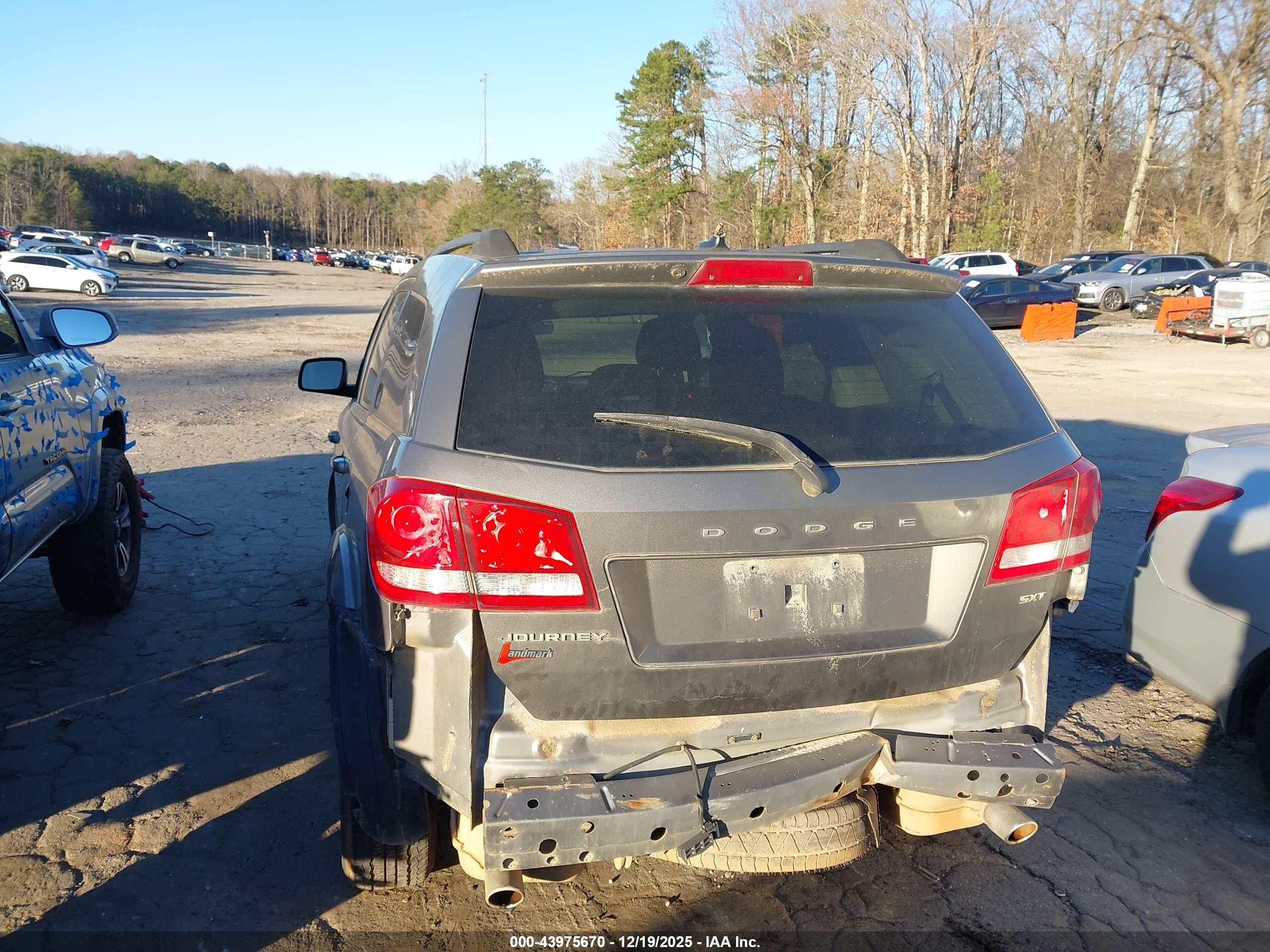 DODGE JOURNEY image 3