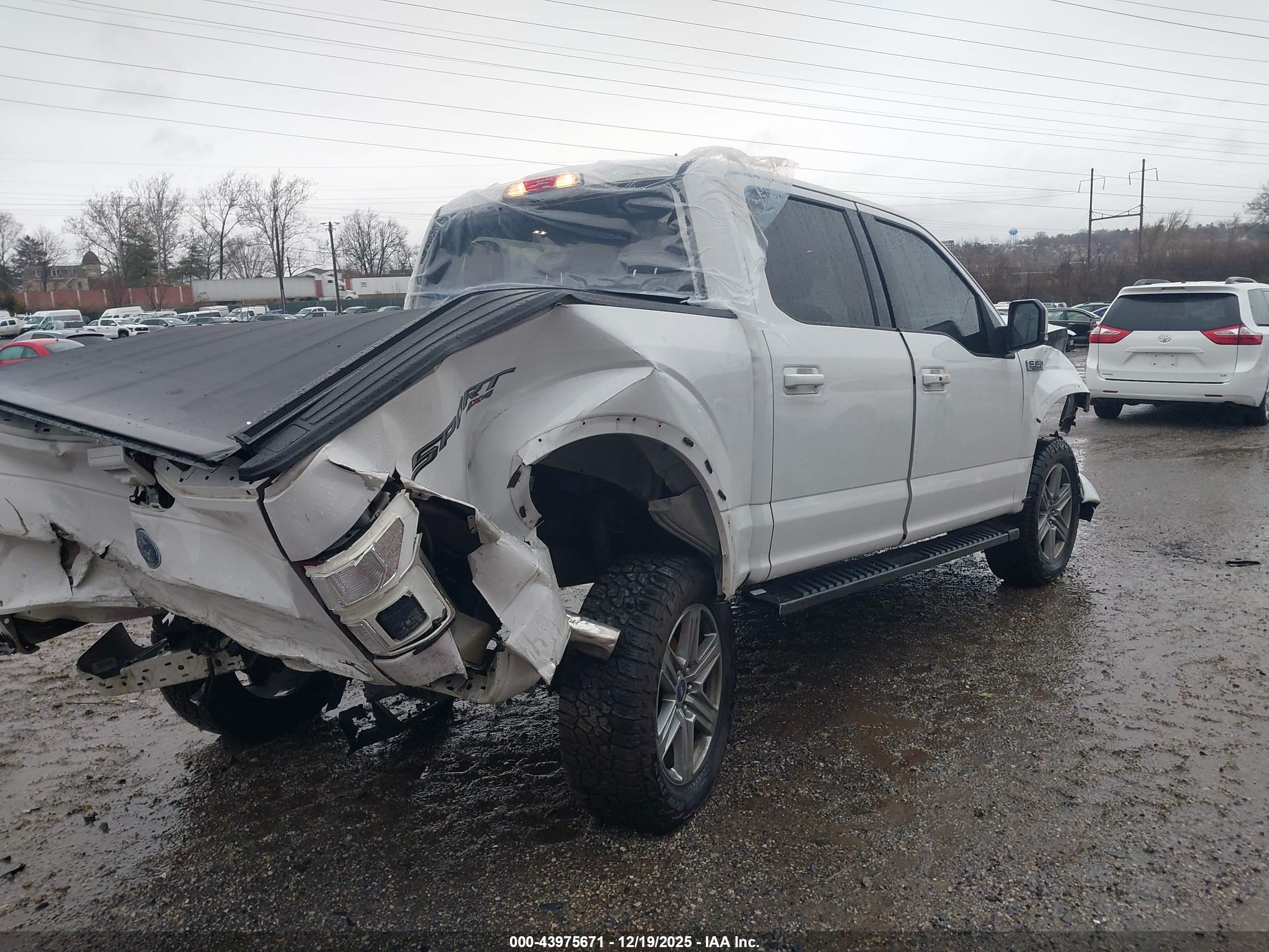 FORD F-150 image 4