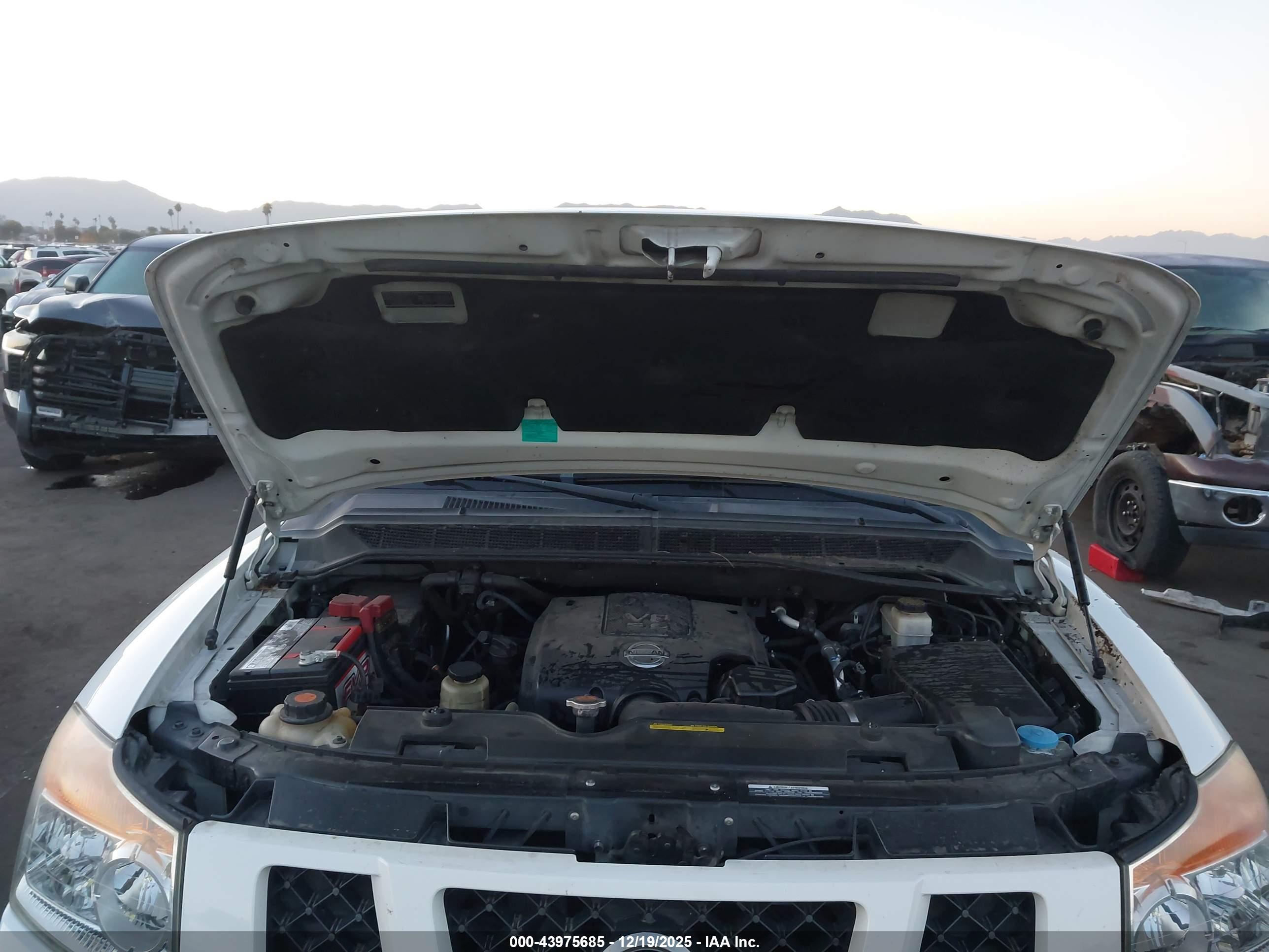 NISSAN ARMADA image 10
