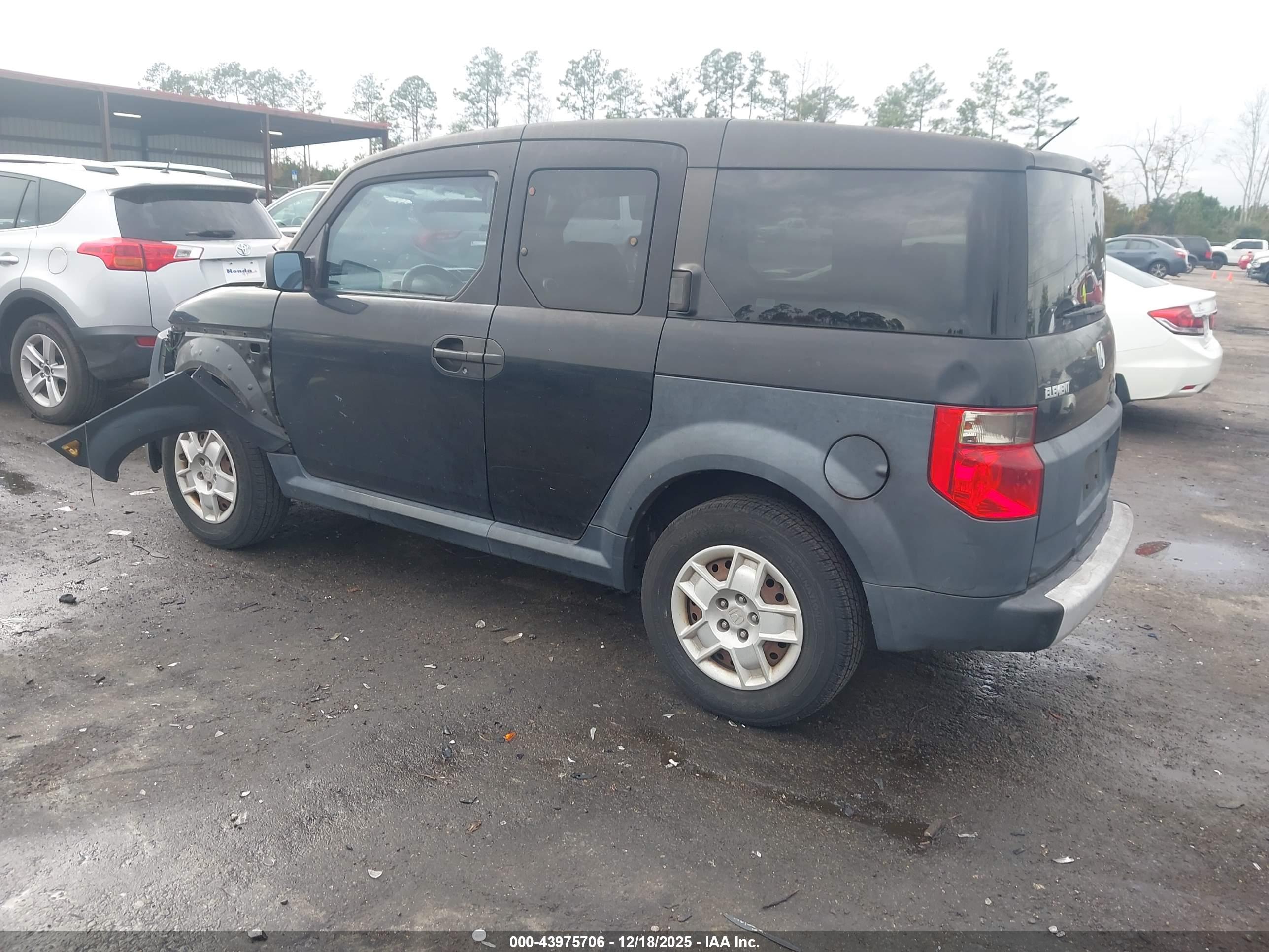 HONDA ELEMENT image 3