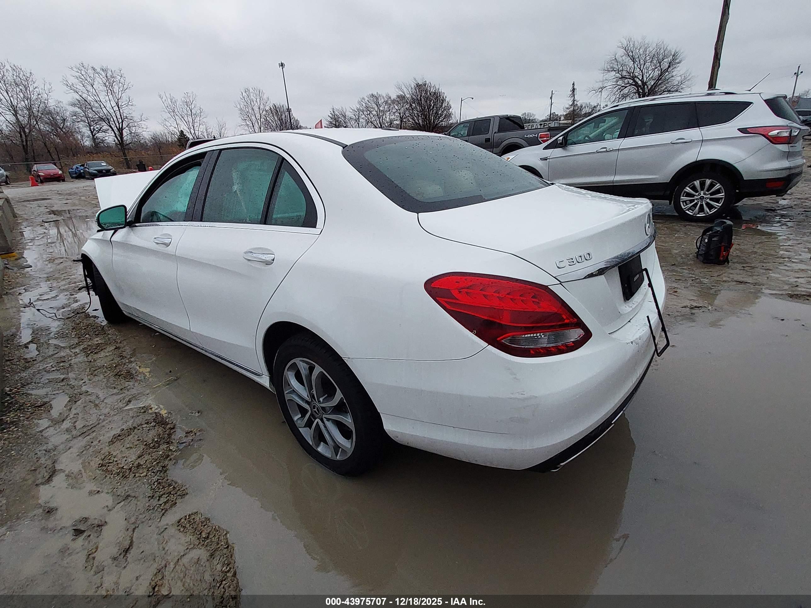 MERCEDES-BENZ C image 3